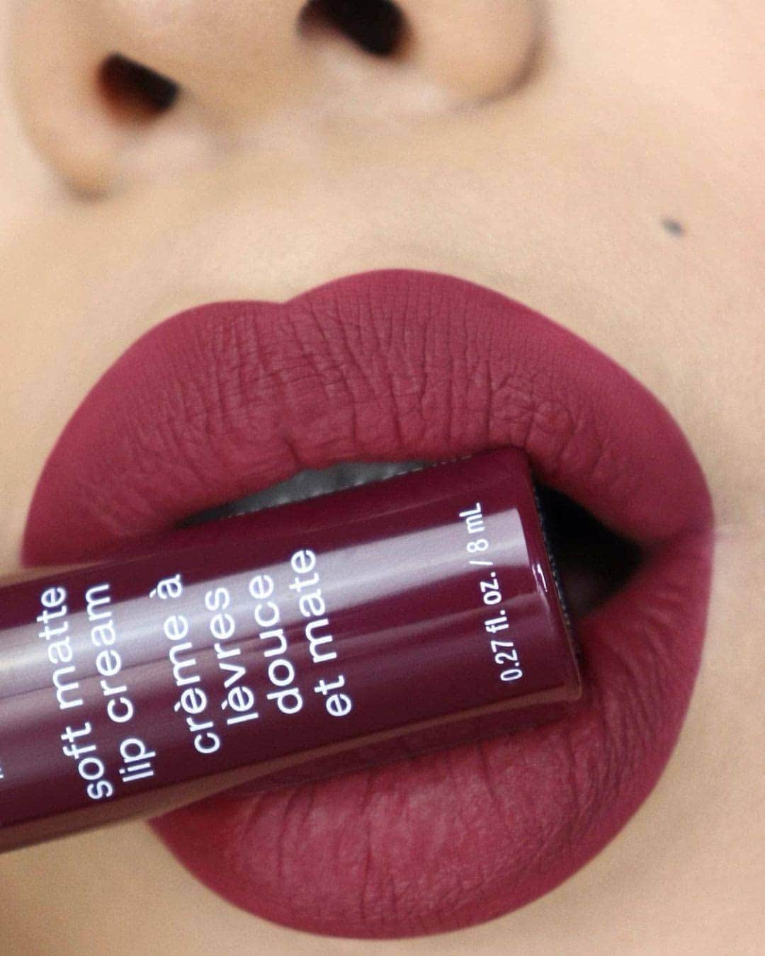 NYX Cosmeticsさんのインスタグラム写真 - (NYX CosmeticsInstagram)「Nothing gets us more excited than a Fall lippie 😍💄🍂 @makeupbyflavia_ swipes on our Soft Matte Lip Cream in 'Copenhagen' for this vampy #LOTD 💋 • #nyxcosmetics #nyxprofessionalmakeup #crueltyfreebeauty」10月21日 7時29分 - nyxcosmetics