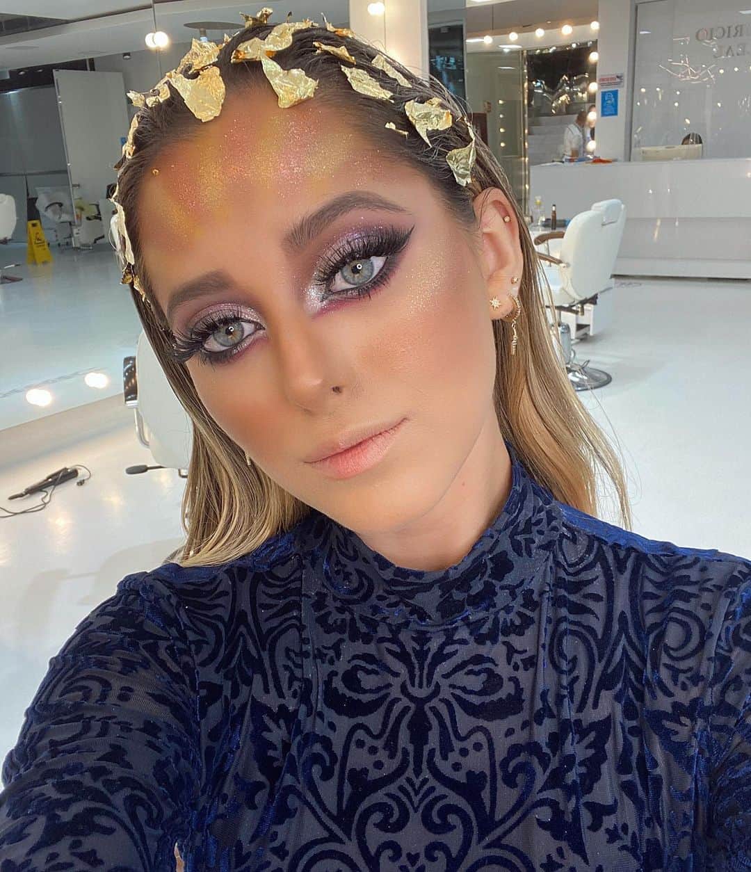 ミッチェル・オルベラのインスタグラム：「Ready for Halloween🎃🔥 @saimontmakeup」