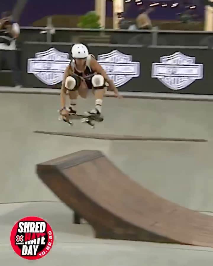 ジョーディン・バラットのインスタグラム：「this Thursday @xgames :) #shredhatechoosekindness」
