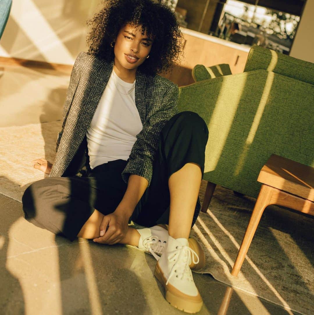 のインスタグラム：「Our much loved, water-resistant sneaker-boot collection is back and better than ever with the addition of our ultra-groove lug outsole.   We took our classic herringbone outsole and exaggerated it with a chunky, durable herringbone design. So you’ll still get that smooth ride you’d expect from our sneakers, but now with extra grip. Head to our stories for a peek at available styles.」
