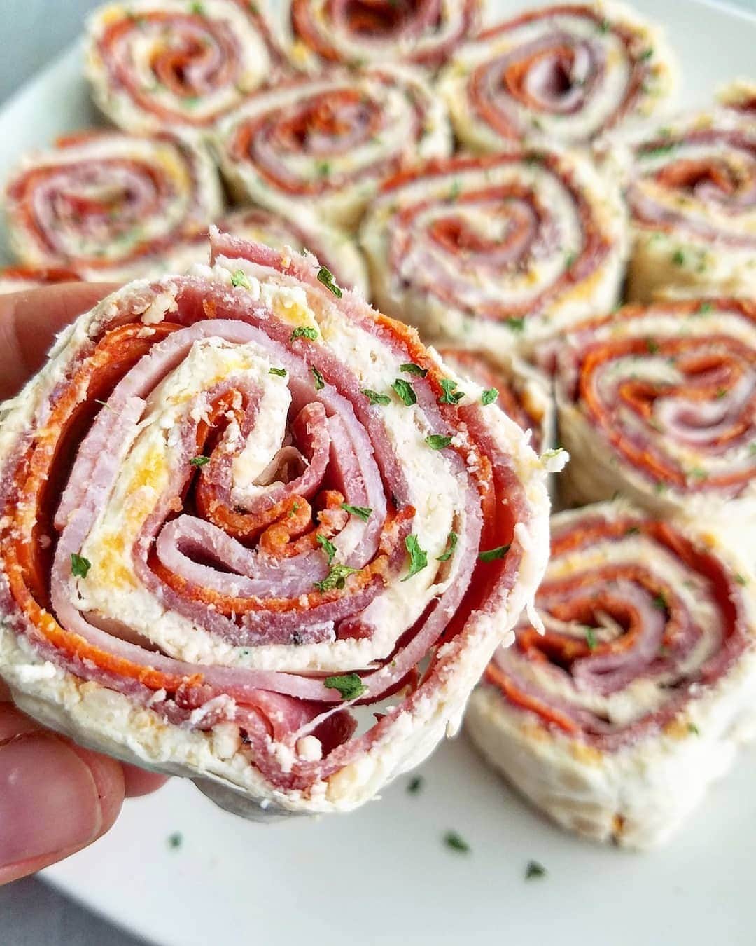 Flavorgod Seasoningsさんのインスタグラム写真 - (Flavorgod SeasoningsInstagram)「🍃 Italian Roll-ups with Flavor God Italian Zest Seasoning which is only $2 today!!⁠ -⁠ Click the link in my bio @flavorgod⁠ ✅www.flavorgod.com⁠ -⁠ Customer:👉 @lowkarbkhaleesi⁠ -⁠ 1 @CutDaCarb flatbread⁠ 8 oz Philadelphia cream cheese, softened⁠ 1-2 green onions, chopped⁠ 1/2 cup shredded colby jack⁠ 1 tsp Flavor God italian zest⁠ black pepper⁠ salami⁠ pepperoni⁠ ham⁠ ▪▪▪⁠ Using an electric mixer, beat cream cheese until smooth. Add green onion, cheese, and seasonings. Spread mixture on flatbread. Top with a layer of salami, pepperoni, then ham. Roll up tightly. Cover in clear wrap and refrigerate for 1 hour. Slice into 1 inch coins and serve!⁠ -⁠ Flavor God Seasonings are:⁠ ✅ZERO CALORIES PER SERVING⁠ ✅MADE FRESH⁠ ✅MADE LOCALLY IN US⁠ ✅FREE GIFTS AT CHECKOUT⁠ ✅GLUTEN FREE⁠ ✅#PALEO & #KETO FRIENDLY⁠ -⁠ #food #foodie #flavorgod #seasonings #glutenfree #mealprep #seasonings #breakfast #lunch #dinner #yummy #delicious #foodporn」10月21日 10時01分 - flavorgod
