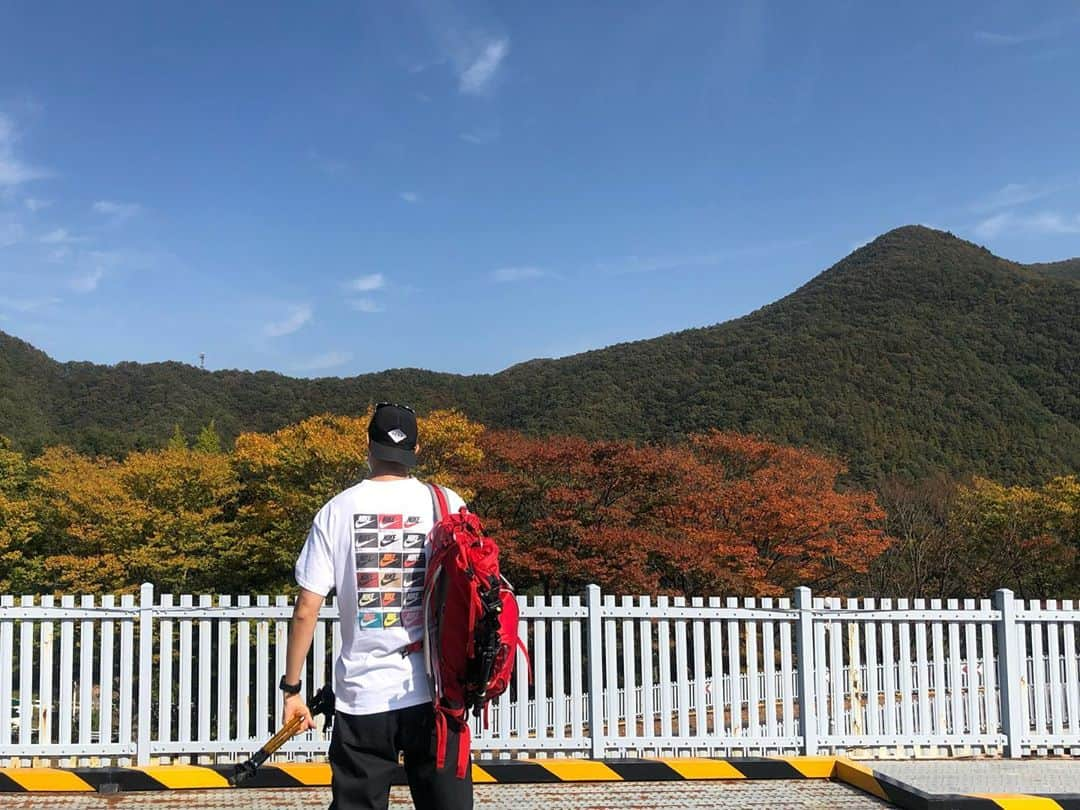 イ・ギウさんのインスタグラム写真 - (イ・ギウInstagram)「레츠꼬🏃🏻‍♀️가을 속으로⛰ .. #letsgo #keephealthy #건강 #취미 #기우리」10月21日 10時03分 - lee_kiwoo