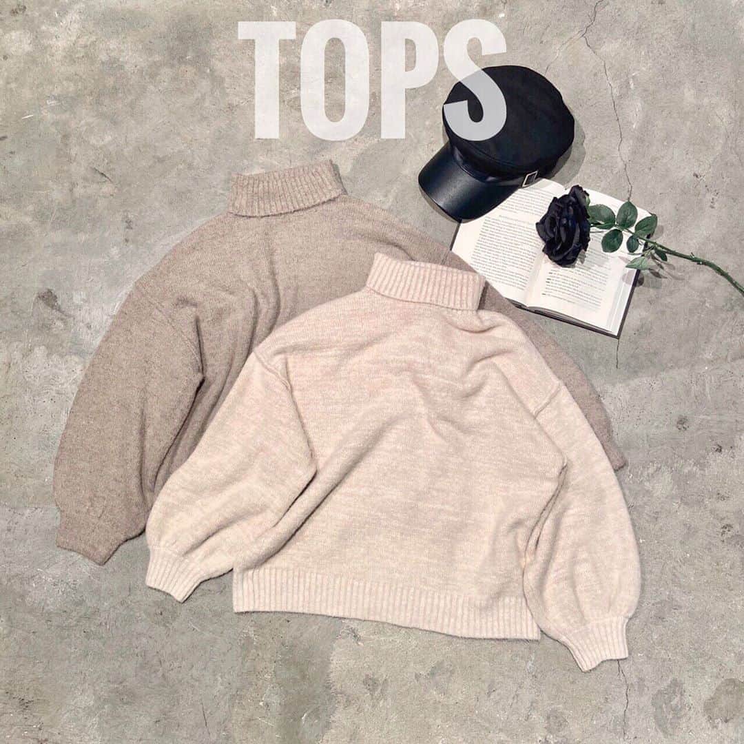 のインスタグラム：「10.21 update... #EATME #OCTOBER #NEW #ITEM . TOP画面のURLからEATME WEB  STOREをCHECK▶︎▶︎▶︎ @eatme_japan . 🌹タートルネックニットトップ ¥6,000(＋tax) IVO.BEG ☑︎FREE ※10.20発売予定 . #EATME_STYLING #eatmejapan #イートミー」