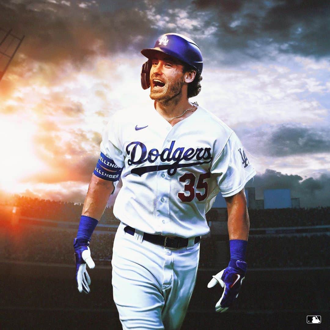 MLBさんのインスタグラム写真 - (MLBInstagram)「Cody Bell(d)inger. 🔥」10月21日 10時27分 - mlb