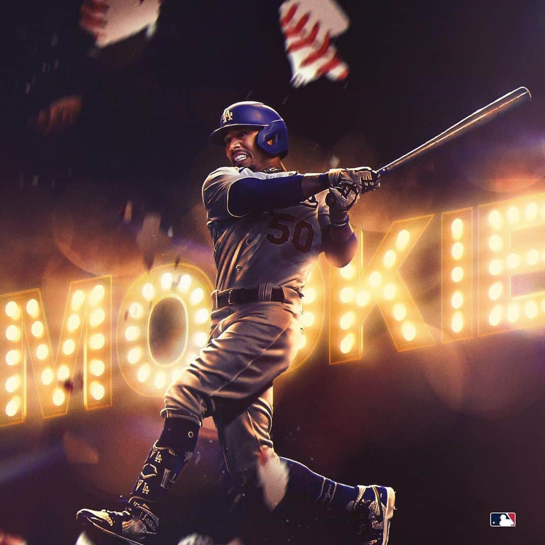 MLBさんのインスタグラム写真 - (MLBInstagram)「Mookie’s built different.」10月21日 11時32分 - mlb