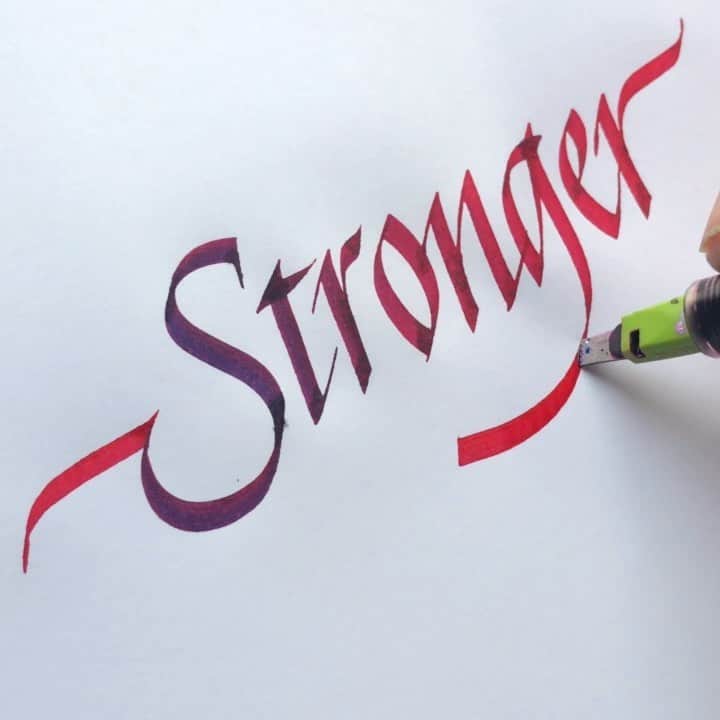 Seb Lesterのインスタグラム：「Stronger! 💪🙂✨#ad #strong #Pilotpens #parallelpencalligraphy #pilotparallelpen #parallelpen #calligraphy #lettering #Pilotpen」