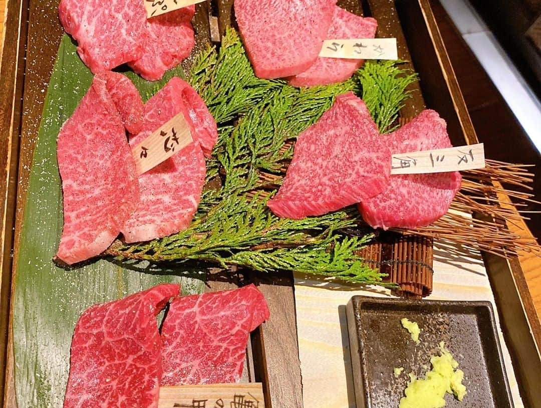 佳苗るかさんのインスタグラム写真 - (佳苗るかInstagram)「あいちんと焼肉『じゃんか』さんにいってきました😊💗とっても美味しかったです❤️  #焼肉 #わさび #夕飯 #肉 #ディナー」10月21日 22時21分 - ruka_kanae