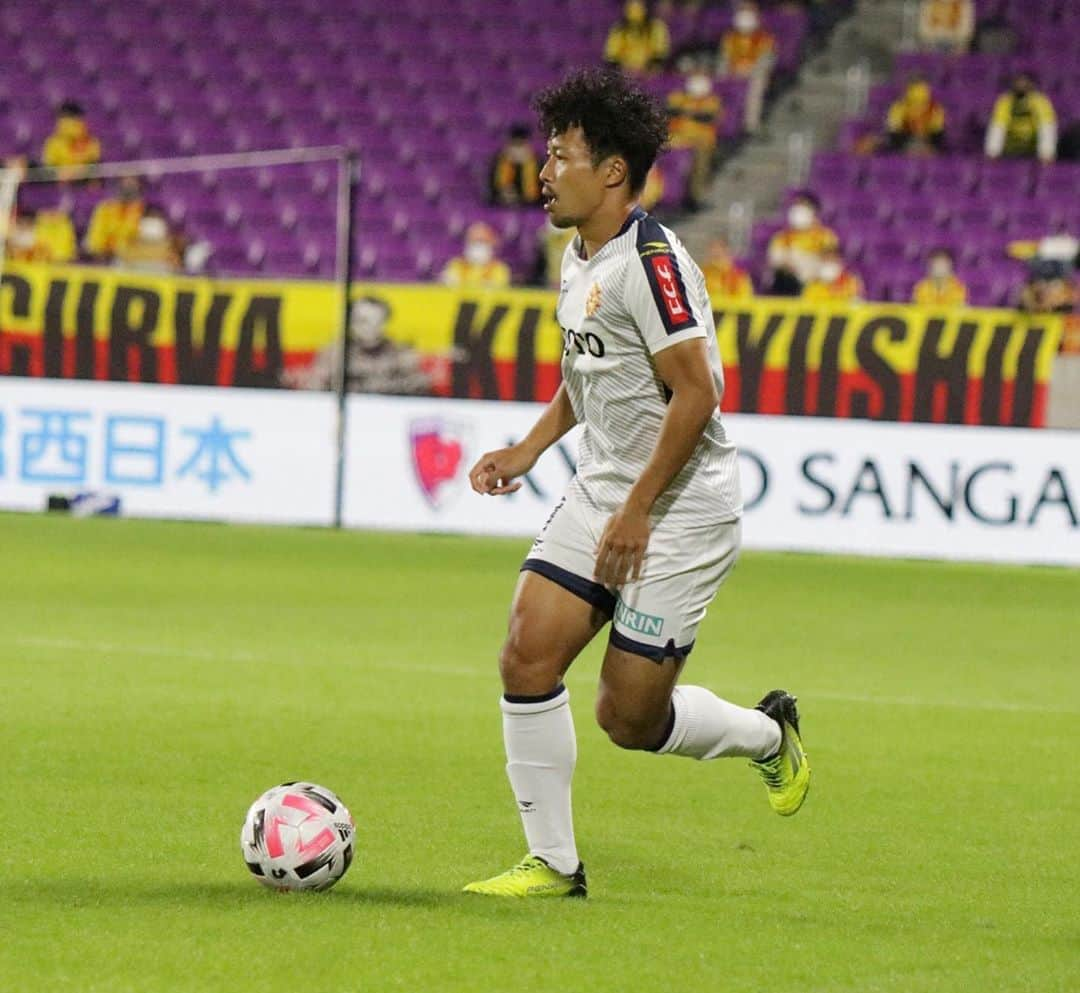 ギラヴァンツ北九州さんのインスタグラム写真 - (ギラヴァンツ北九州Instagram)「. LOSE‥ 京都 1-0 北九州 . 本日もたくさんの応援をありがとうございました。 北九州サポーターの皆さんが駆けつけていただいた一戦で、トンネルを抜けたかったのですが... . #ギラヴァンツ北九州 #ギラヴァンツ #北九州 #jリーグ #j2」10月21日 22時39分 - giravanz_kitakyushu