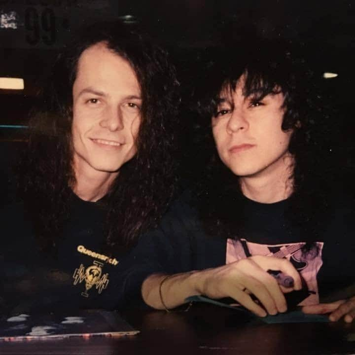 Queensrycheさんのインスタグラム写真 - (QueensrycheInstagram)「#waybackwednesday - Chris DeGarmo and Eddie Jackson during the Operation Mindcrime tour 🤘 #queensryche #waybackwhen #operationmindcrimetour #circa1988 #chrisdegarmo #guitarist #eddiejackson #badassbassist #bamfers #songwriters #friendsthenstillfriendsnow #brothersforlife #memoriesforlife」10月21日 22時54分 - queensrycheofficial