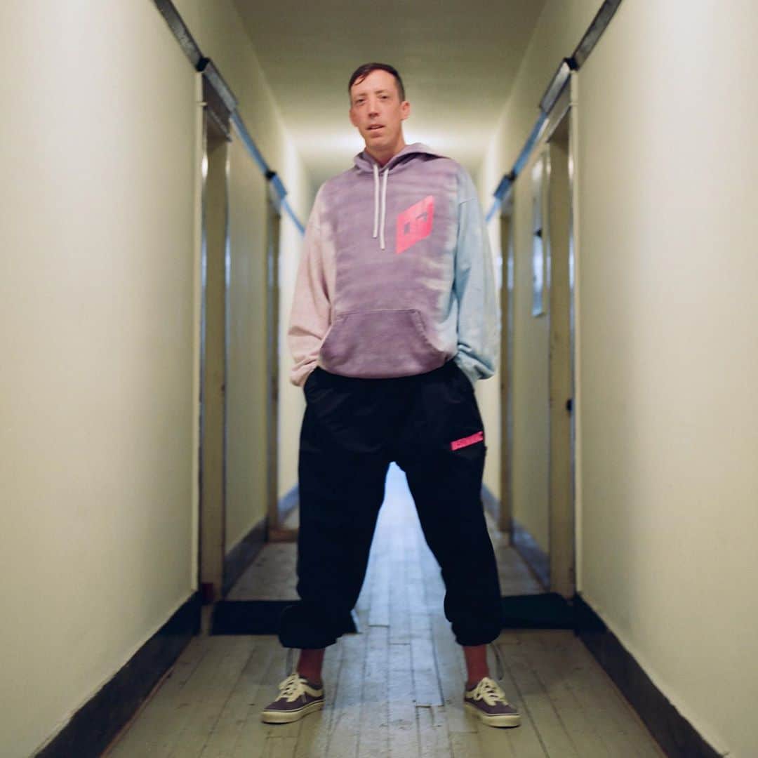 サキャスティックのインスタグラム：「@insomniacltd  In the Clouds Hoody Purple Tie Dye Custom Tie Dye with Logo Screen Print. Made in USA.  Weather Pant Nylon Navy DWR nylon pant with custom drawcord and logo embroidery. Made in USA.」