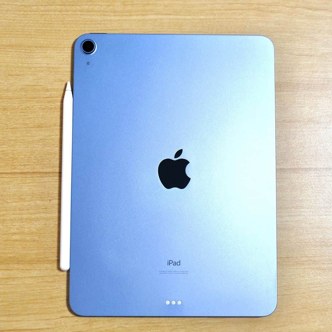松村太郎さんのインスタグラム写真 - (松村太郎Instagram)「iPad Air 2020はかなりパーフェクトなコンピュータだと思いました。」10月21日 23時25分 - taromatsumura