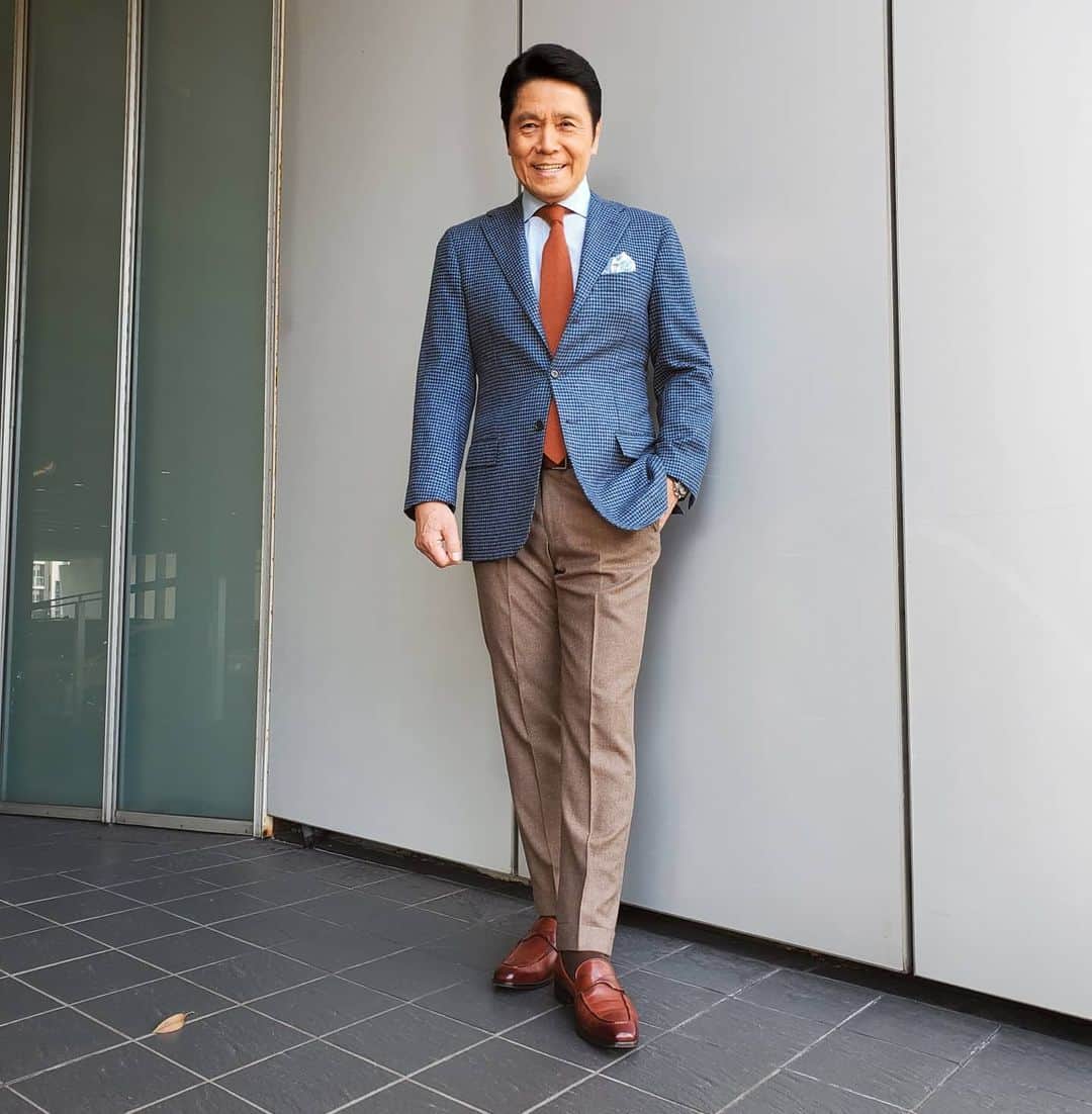 峰竜太のインスタグラム：「#アド街ック天国 https://twitter.com/admati_official/status/1278965427142451200?s=12 #jacket #kiton #shirt#zegnaa #tie#liverano_liverano #pants#viganò #shoes #williamklein」