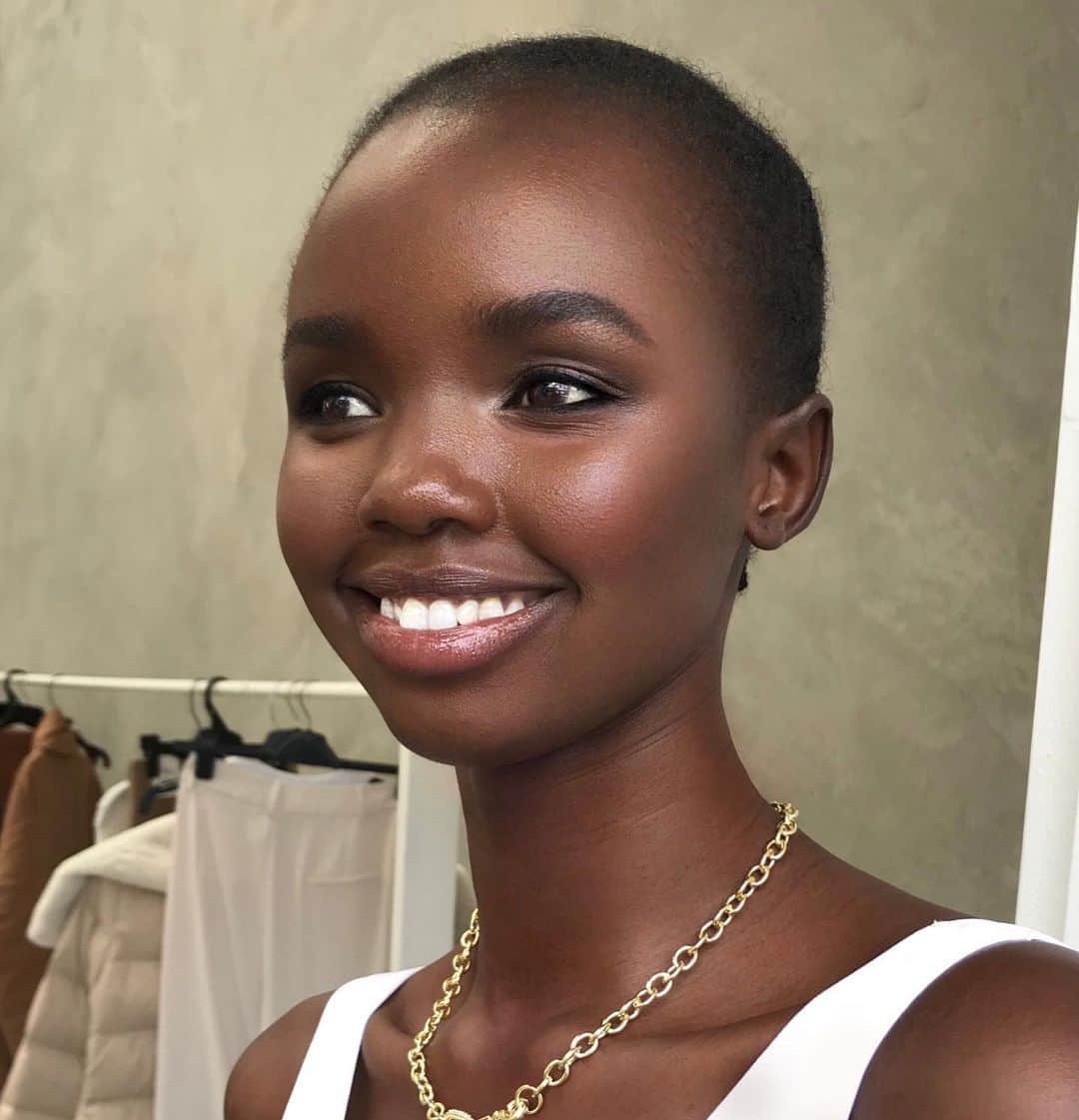 Ania Milczarczykのインスタグラム：「Stunning @akiima all smiles shooting @luvaj」