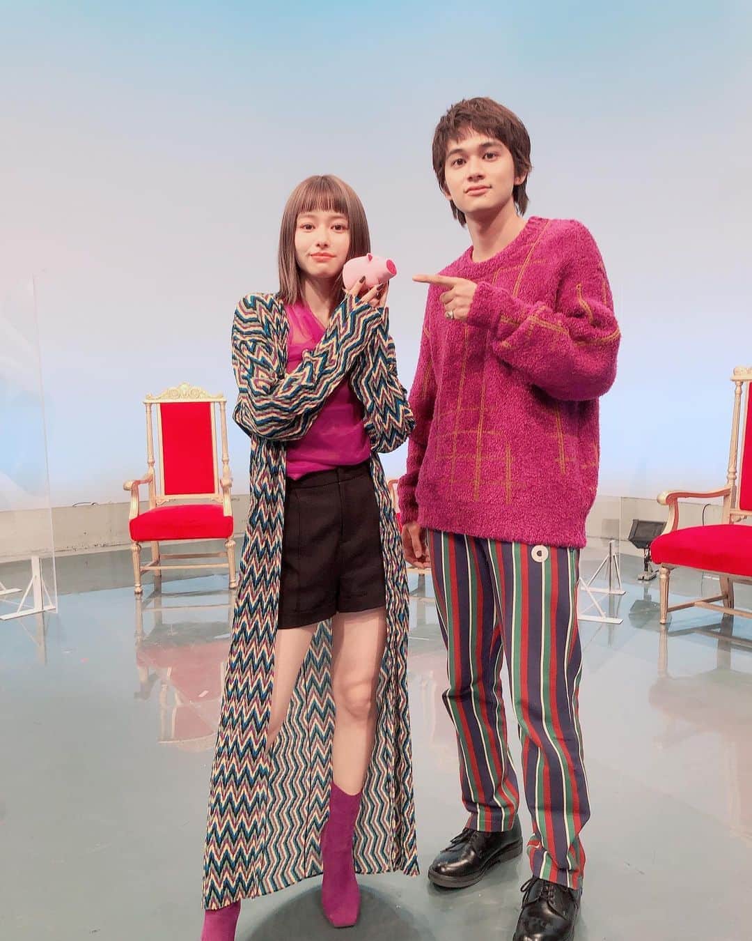 のインスタグラム：「[#Takumi_TV] Tonight! Takumi Kitamura will appear on FujiTV “Terebi de Misereru MAXsan”, broadcast starts at 24.25 JST! — 本日10/21(水)24.25〜放送 フジテレビ系「#テレビで見せれるMAXさん」  北村匠海がゲスト出演します！   © tonkatsuDJmovie  #ホンマでっかTV #とんかつDJアゲ太郎 #北村匠海 #TakumiKitamura #DISH// #山本舞香」
