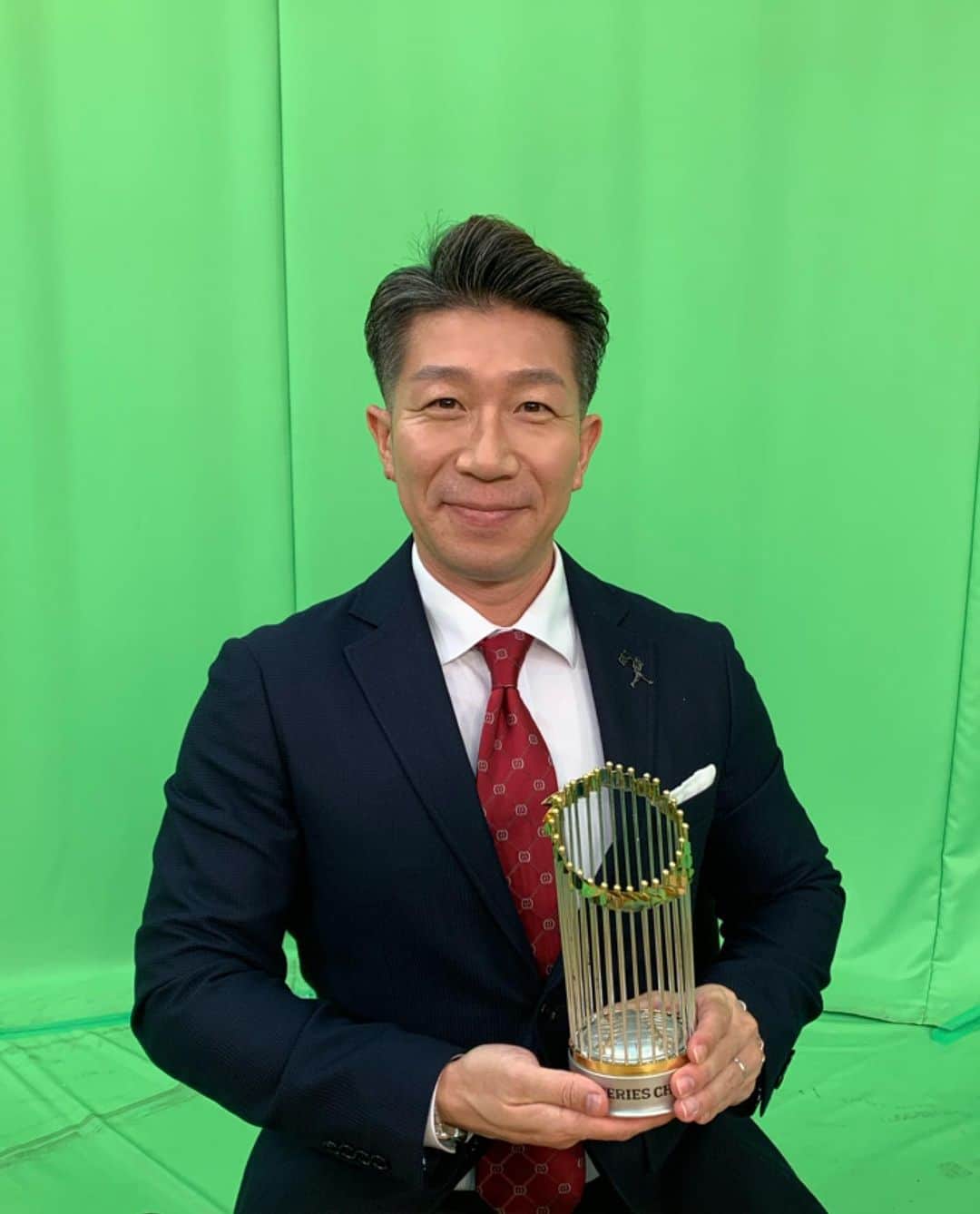 のインスタグラム：「. 今日から #MLB #Worldseries _ #game1 を解説 _ 今シーズン両リーグの最高勝率同士の対決 _ 初戦を #Dodgers が勝利 _ 明日以降の #MLB もお楽しみに！」