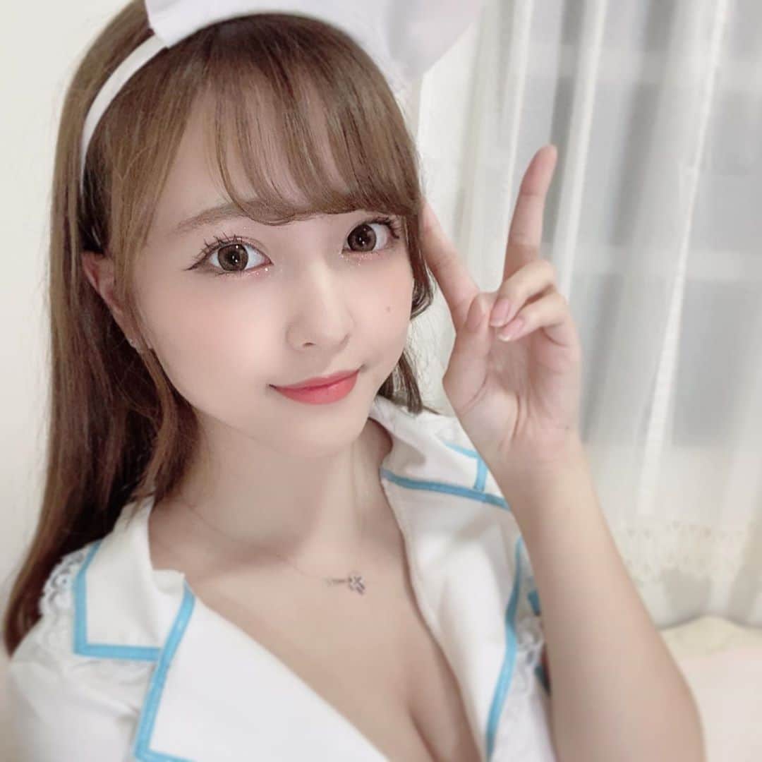 のインスタグラム：「👩‍⚕️💉  #ハロウィン#コスプレ#ハロウィンコスプレ#ナース#ナースコスプレ #ナース服#Halloween#halloweencostume #halloweenparty #nursecostume #グラドル#グラビア#由良朱合 #instagood #instalike #instagram #japanesegirl #gravure#photography #flowers #fff #셀카#뷰티스타그램#셀카그램#좋아요#팔로우 #粉我」