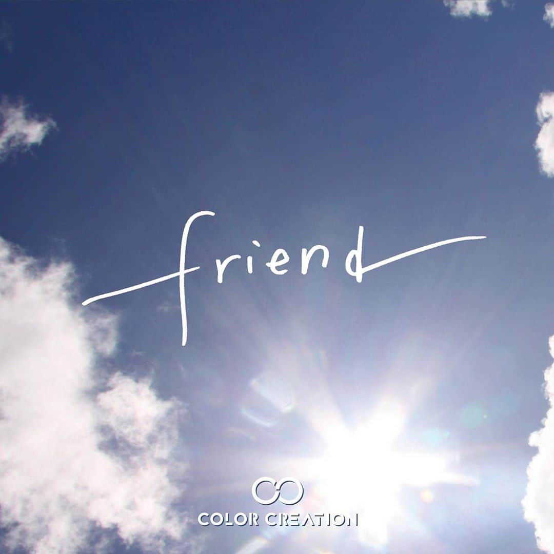 COLORCREATIONさんのインスタグラム写真 - (COLORCREATIONInstagram)「「Friend」は聴いてもらえましたか？  この曲には、僕らに関わってくれた全ての皆さんへの想いが全てつまっています。活動し始めた当初からずっと、心の中に育ち続けた想いが。  どうかこの曲が、数えきれないくらいの素敵な思い出たちと共に、皆さんの心の中に生き続けますように。  ありがとう。そしてこれからもカラクリを愛し続けてくれたら嬉しいです。  👦🏻👦🏻👦🏻👦🏻👦🏻」10月21日 16時23分 - color_creation_official