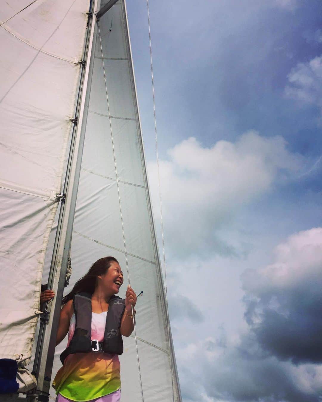 三谷晶子さんのインスタグラム写真 - (三谷晶子Instagram)「Today's sailing.  #加計呂麻島  #kakeromaisland #yachtlife #sailing  #sailinglovers  #sailorgirl  #sailorwoman  #instasail #instasailing  #sailinglife  #womenwhosail  #lovetosail」10月21日 16時53分 - akikomitani