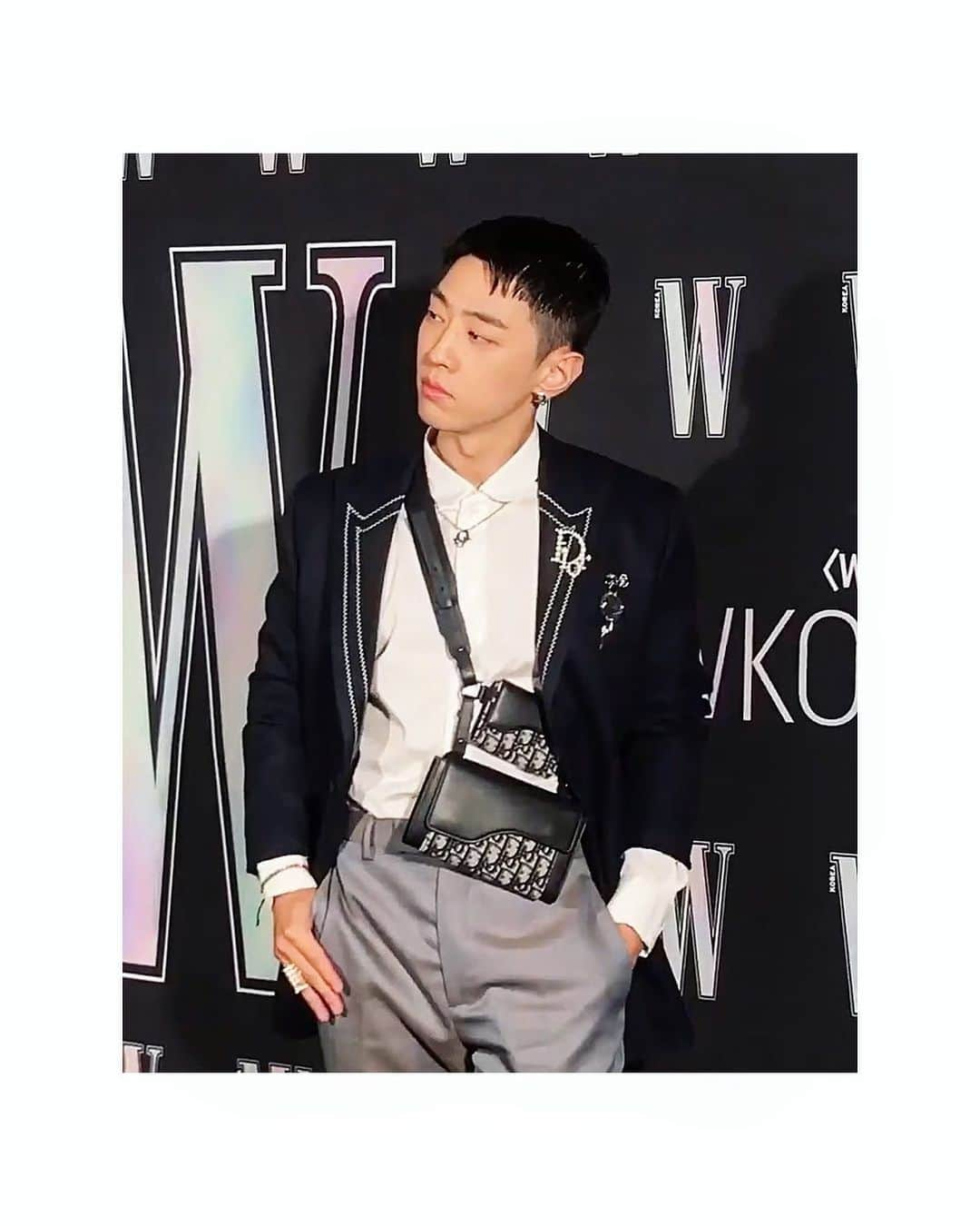 GRAYさんのインスタグラム写真 - (GRAYInstagram)「#LoveYourW @wkorea 💙」10月21日 17時18分 - callmegray