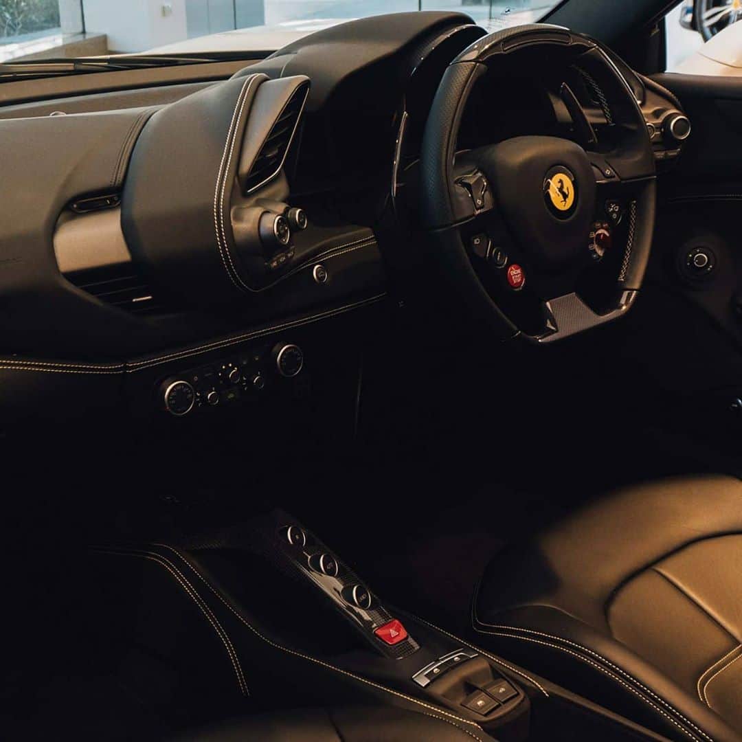 Ferrari APACさんのインスタグラム写真 - (Ferrari APACInstagram)「There's no doubt that we spend a considerable amount of time in our cars which is why it is important to create your own unique space with Ferrari Genuine accessories. There's a range of options available including a carbon fibre steering wheel, carbon fibre F1 racing shift paddles and carbon fibre central bridge to help you get from A to Bin style. Head to our bio to explore the range.   #Ferrari #CarsWithoutlimits  #ItalianDesign #GenuineAccessories  #CarbonFibre」10月21日 18時01分 - ferrariapac