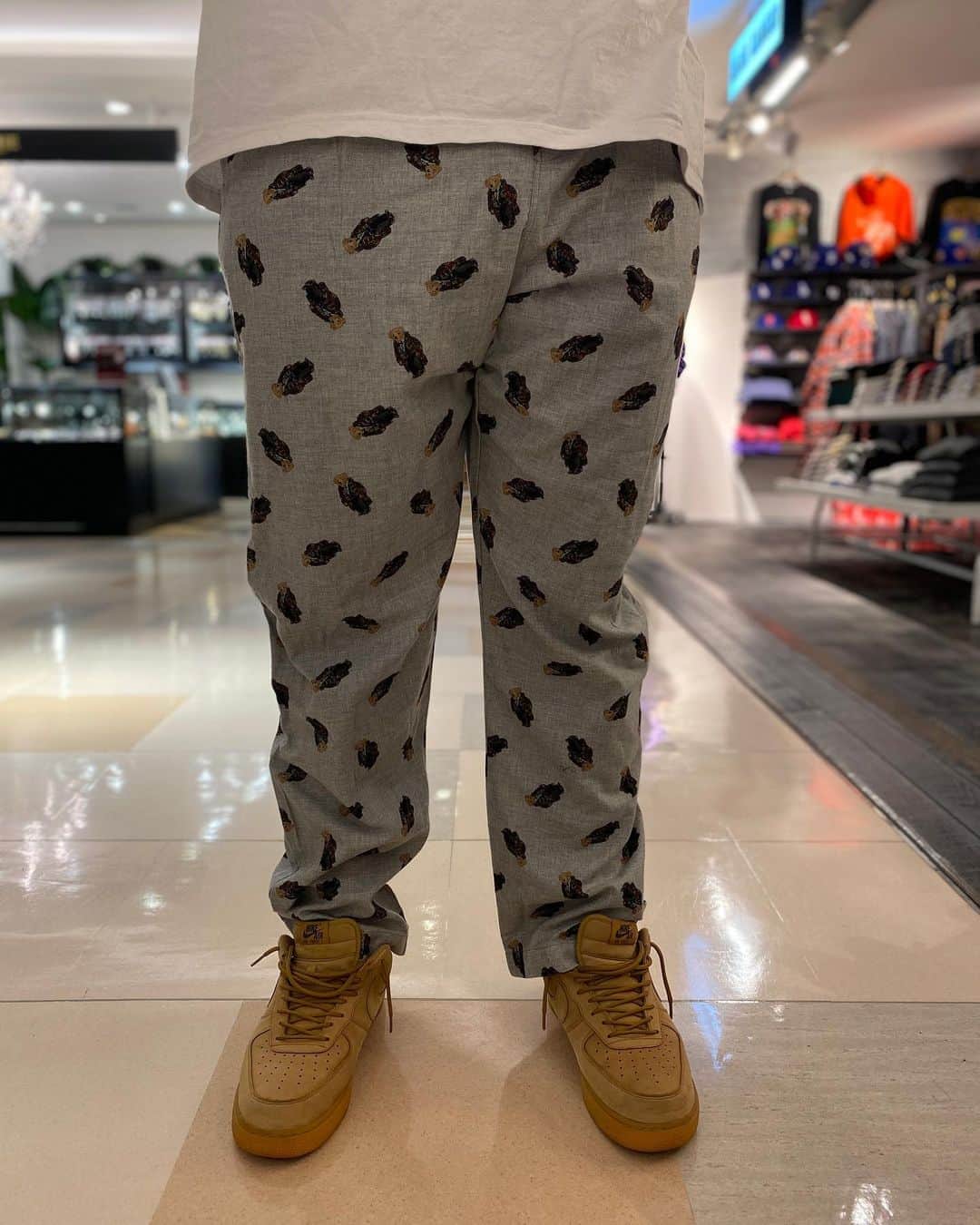 のインスタグラム：「🏇POLO Ralph Lauren🏇より "PAJAMA PANTS" が入荷致しました🤘 .  部屋着としてはもちろん、外出時も活躍するパジャマパンツです🔥 . #polopajamaspants #growaround #growaroundnewarrivals #growaroundmachida  #東急twins町田」