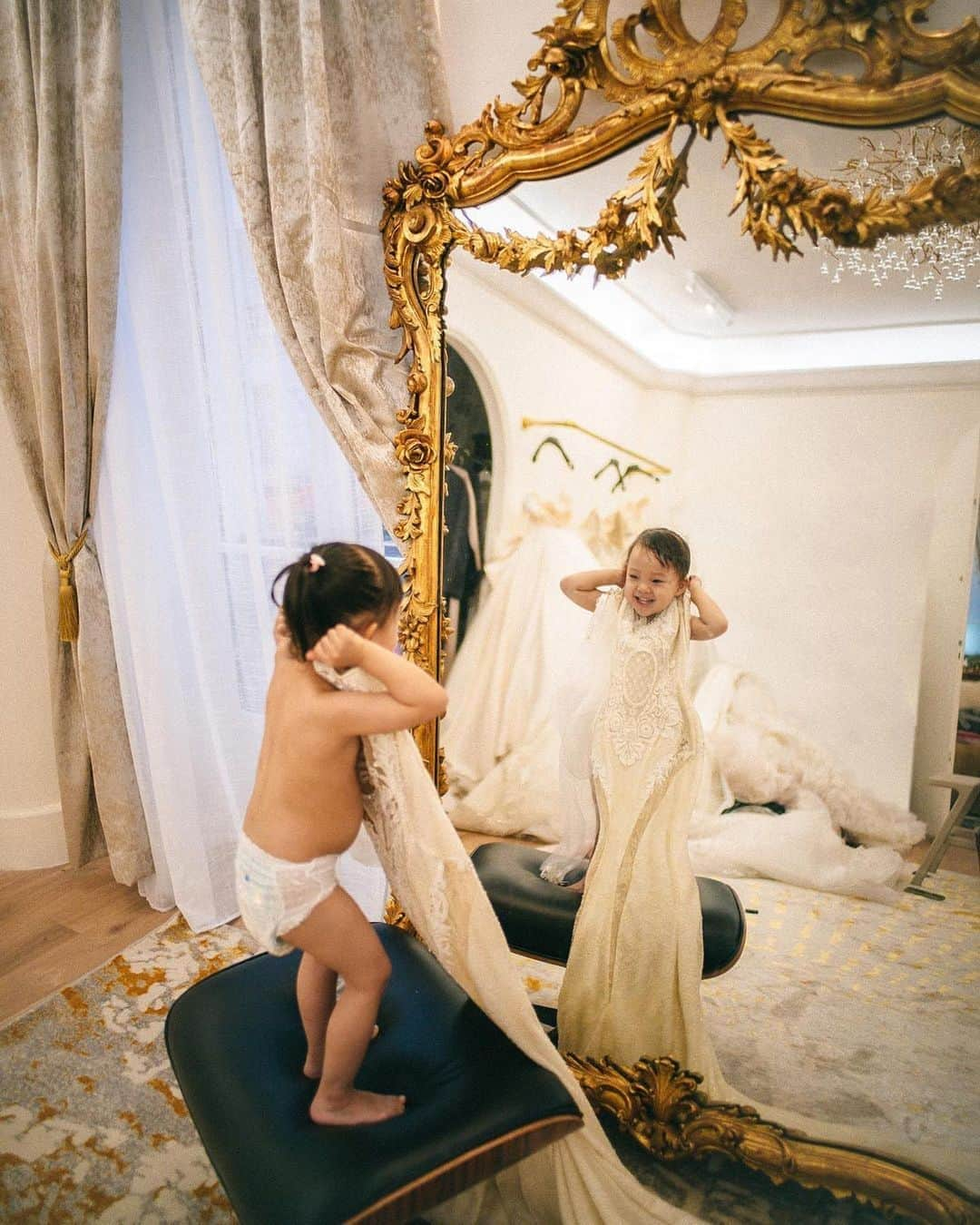 Galia Lahavさんのインスタグラム写真 - (Galia LahavInstagram)「EVERY LITTLE GIRLS DREAM ☁️ @camelia_chen2018 #GaliaLahav #GLCouture」10月21日 23時35分 - galialahav