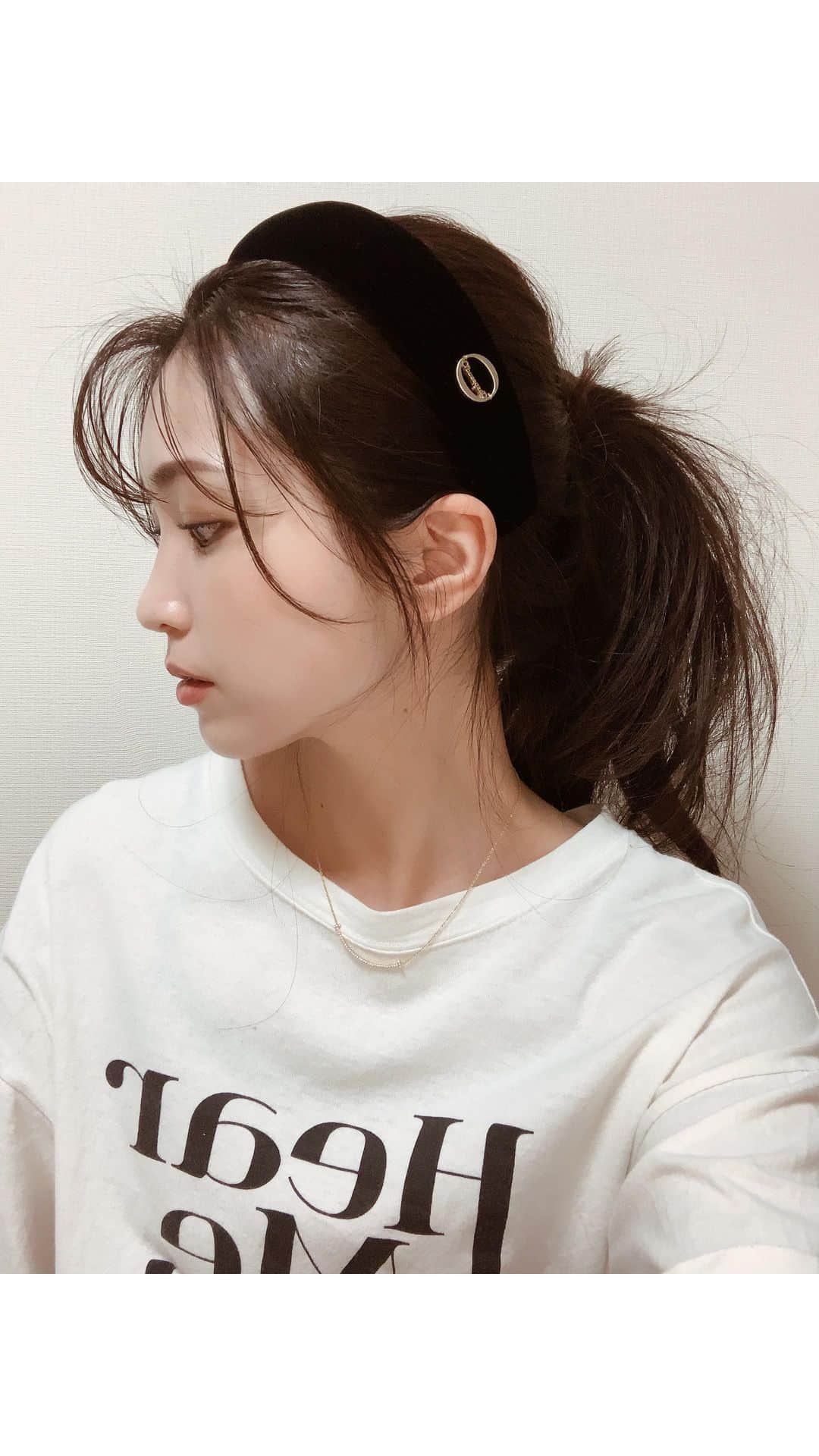 のインスタグラム：「カチューシャつけてワイワイお話し🧡」