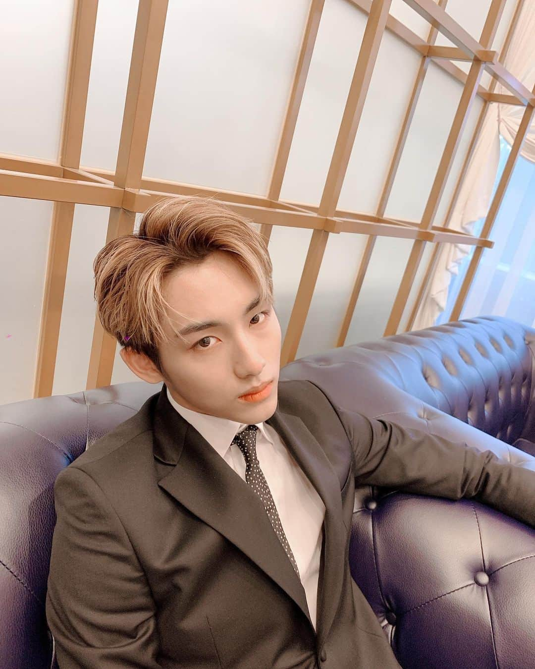 ウィンウィン（winwin）さんのインスタグラム写真 - (ウィンウィン（winwin）Instagram)「👣」10月21日 18時23分 - wwiinn_7