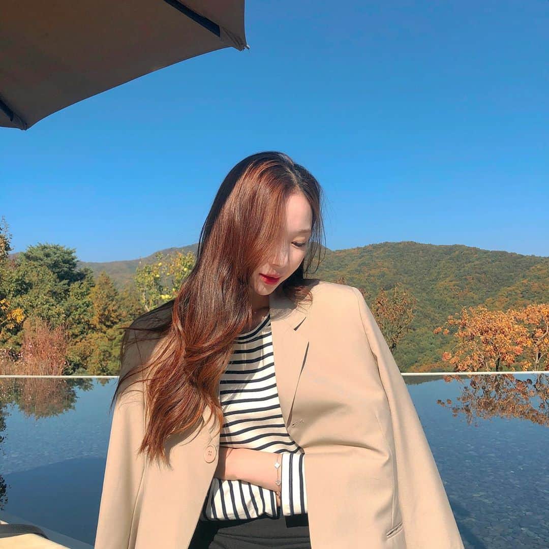 イユエリンのインスタグラム：「많이 물어보시길래.. 여기는 '뮤지엄 산' 입니다✨」