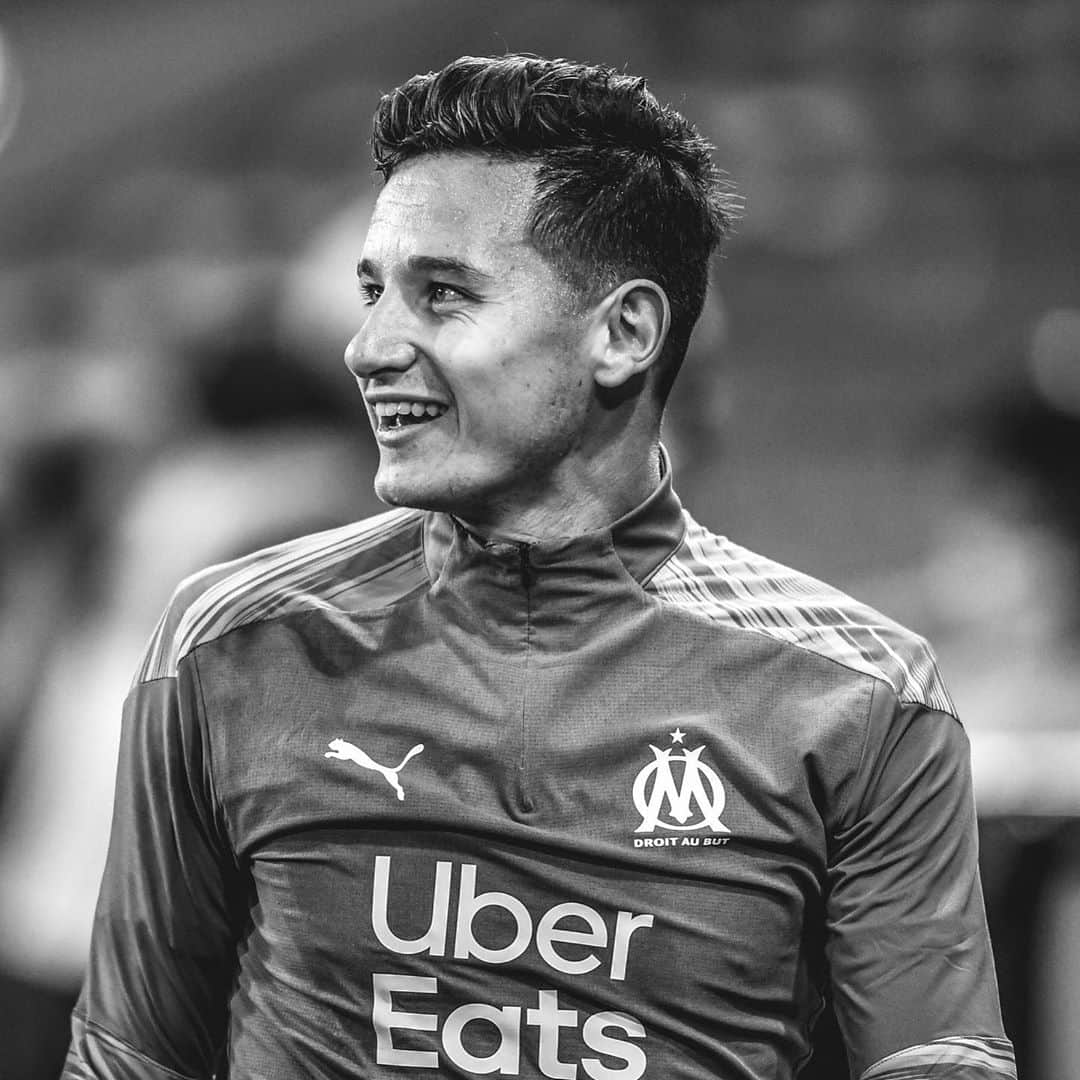 フロリアン・トヴァンのインスタグラム：「Back In Champions ⚽️💙 @olympiquedemarseille」