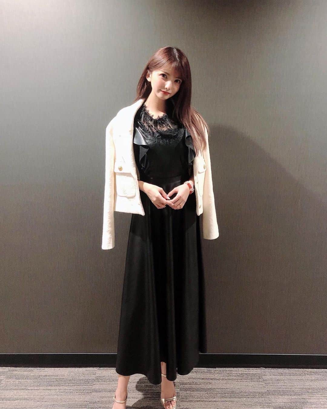 岡田栞奈のインスタグラム：「最近全身ZARAが多い😚  #zaraコーデ #zara #cordinate  #autumn #fashion」