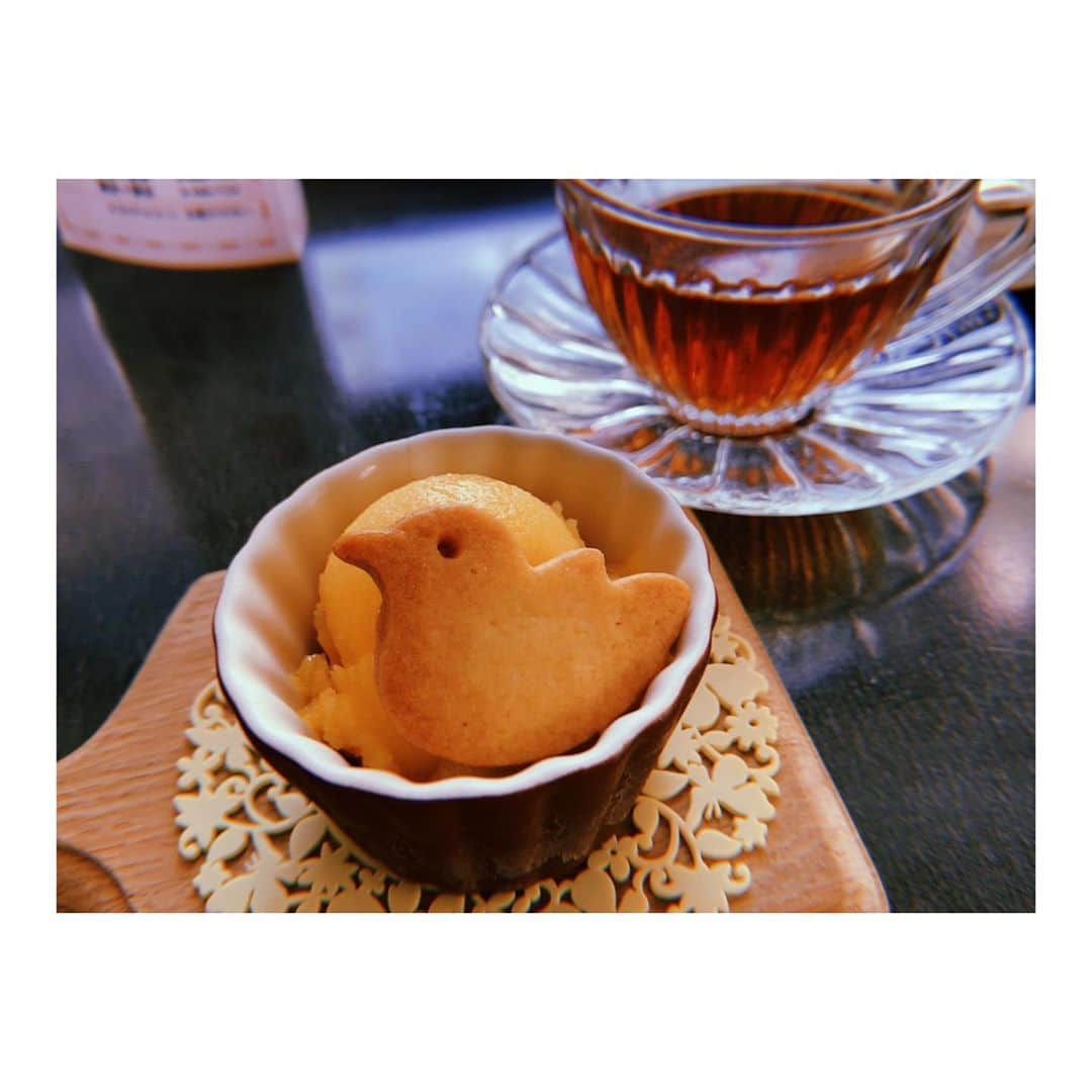 木下流声のインスタグラム：「. 🐤☕️💭」