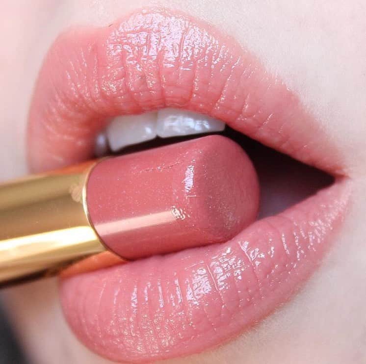 revlon japanのインスタグラム