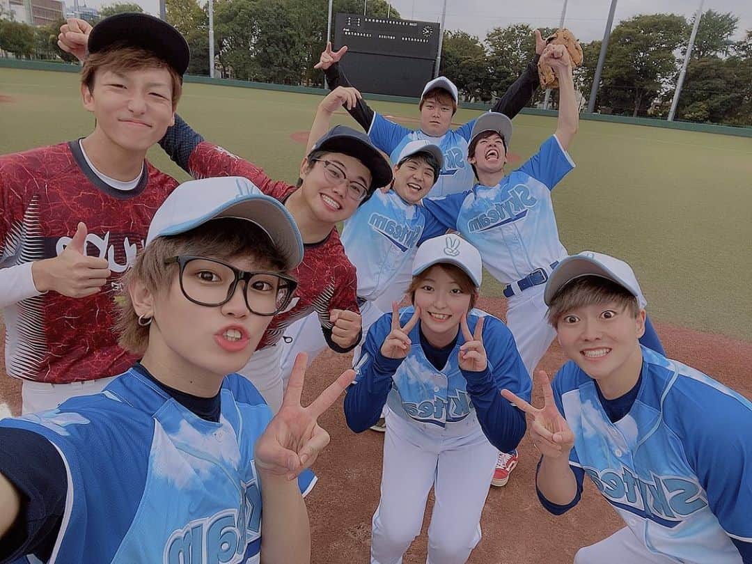 イニ（じん）さんのインスタグラム写真 - (イニ（じん）Instagram)「野球楽しかったーー！ 加工強すぎた」10月21日 20時23分 - jinjin10272