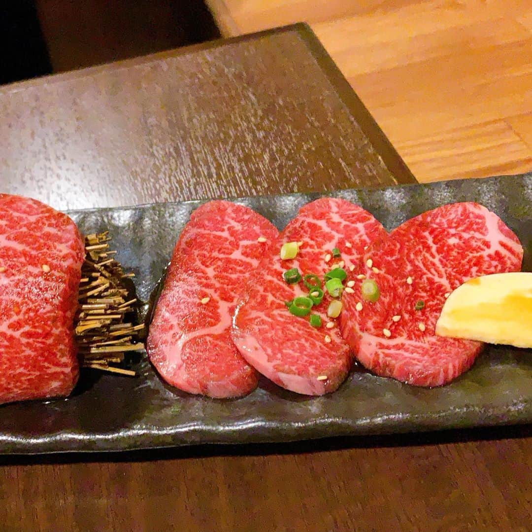 富田優衣さんのインスタグラム写真 - (富田優衣Instagram)「😋😋  #焼肉 #肉 #ディナー #美味しい #満腹 #ご褒美 #女子 #女子会 #東京 #富田優衣 #神宮寺ナオ」10月21日 20時25分 - tomitann.yui