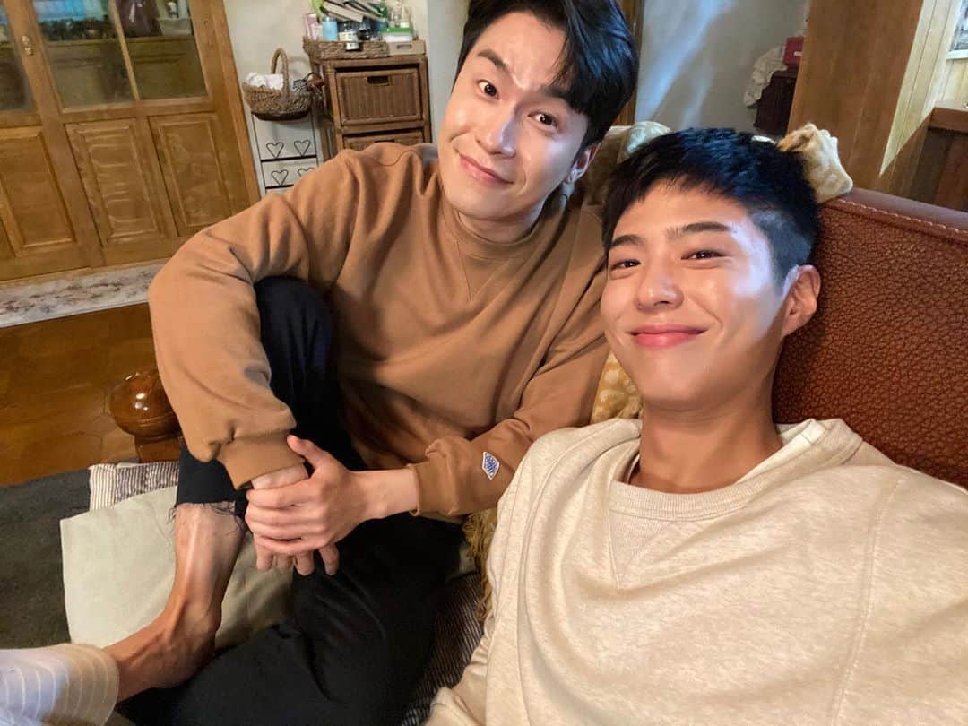 イ・ジェウォンのインスタグラム：「#청춘기록」