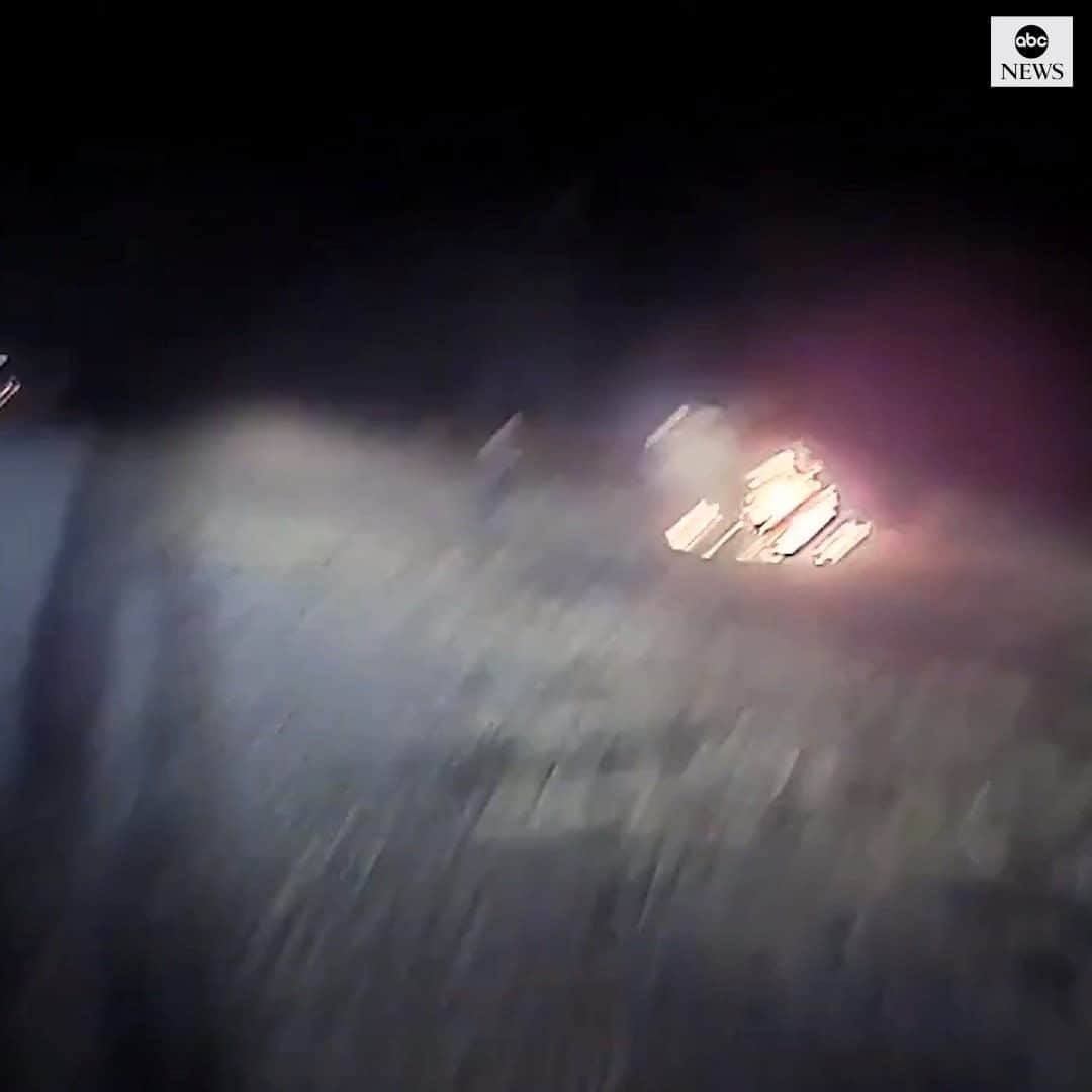 のインスタグラム：「SAVED FROM A BLAZE: Dramatic bodycam footage shows a California police officer pulling a woman from a burning car wreck. #police #rescue #carcrash」