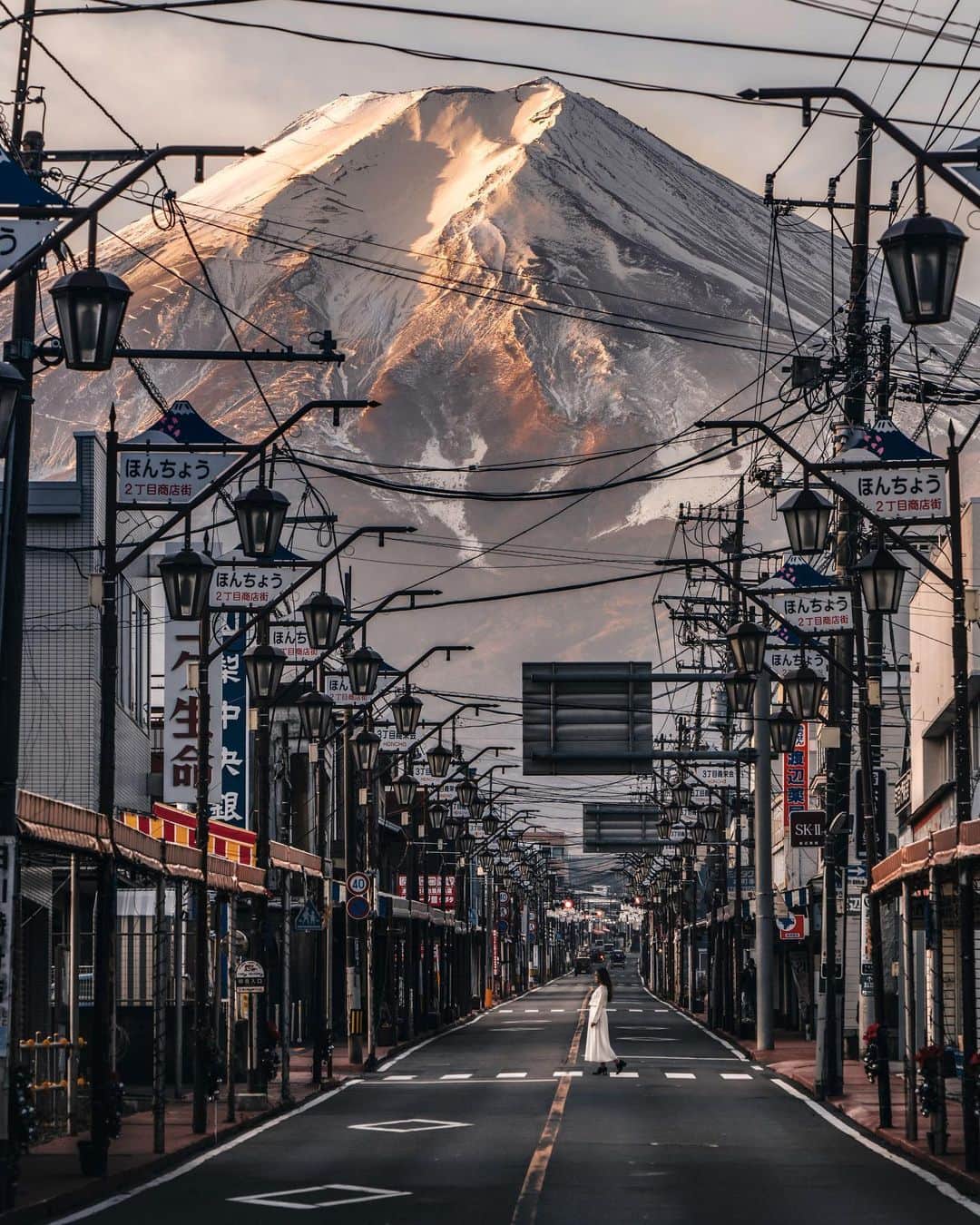 R̸K̸のインスタグラム：「Tomorrow at 4pm (JST) I'll be speaking at #adobemax  I'll be talking about my photography and the thought process that goes into it. If you have the time, feel free to join the talk! Link's in the profile! #hellofrom #adobemax  ・ ・ ・ ・ #beautifuldestinations #earthfocus #earthoffcial #earthpix #thegreatplanet #discoverearth  #roamtheplanet #ourplanetdaily #lifeofadventure #livingonearth #theweekoninstagram  #theglobewanderer #visualambassadors #stayandwander #welivetoexplore #IamATraveler #visit #voyaged #sonyalpha #bealpha  #artofvisuals #travellingthroughtheworld #streets_vision #cnntravel #complexphotos #d_signers #lonelyplanet #luxuryworldtraveler @sonyalpha @lightroom @soul.planet @earthfever @9gag @paradise @adobe @photoshop」