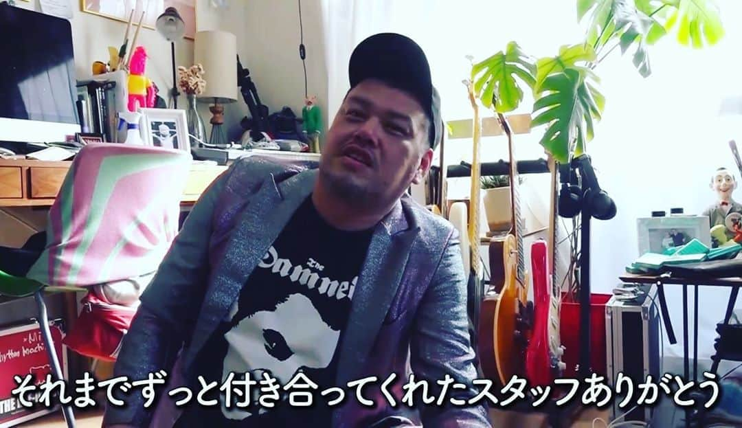 くっきー（川島邦裕）さんのインスタグラム写真 - (くっきー（川島邦裕）Instagram)「#YouTube #くっきー #スタッフに感謝を述べてございます#and #乳を #ひねくってございます #感謝」10月21日 21時15分 - nikuguso_taro