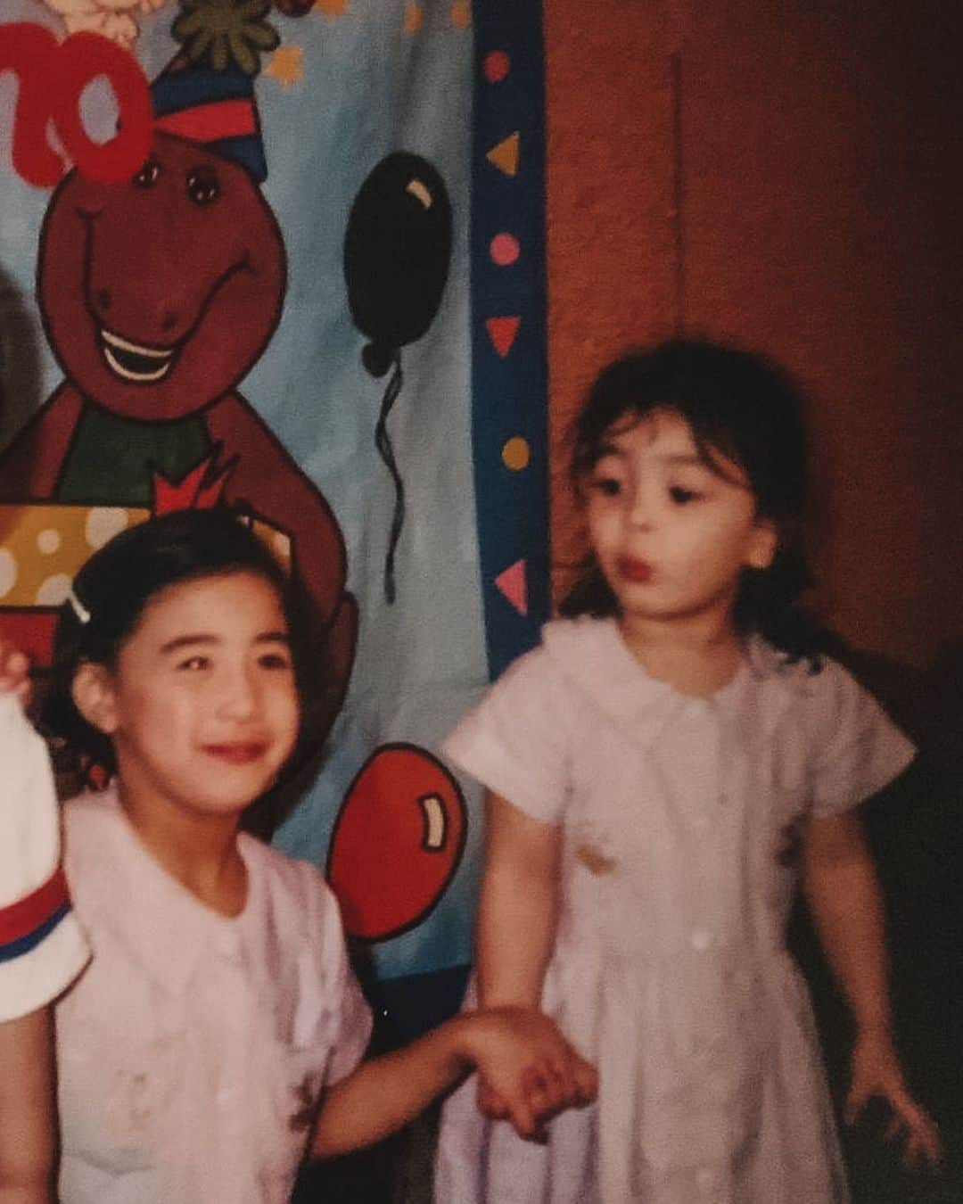 ジュリア バレットのインスタグラム：「When we were little, I always wanted to be in the same dress as you. During your seventh birthday, you were supposed to be the only one in a Cinderella costume, but you let me be Cinderella too because you knew I always wanted to be matching with you. You were in a show called Ang TV, and I’d always wait for it to be Saturday so I could watch you— the rest of the week I’d be crying waiting for it to be Saturday again.  I’ve always looked up to you, and I’ve always been your #1 fan. With my circumstance, I usually tend to forget how young I am. That’s when I find myself running to YOU. Running to my ATE. It’s how you look out for me, how you protect me and love me. I can’t ask for a better sister, Dan. I tell you this all the time, but I LOVE YOU.  Happy happy birthday @danibarretto ♥️」