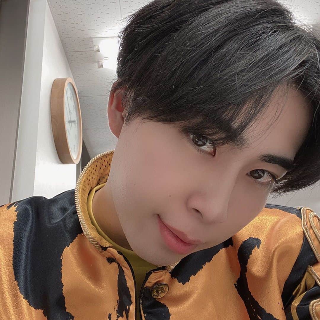 祭nine.のインスタグラム：「こんばんはー！！！﻿ ﻿ このまえBMKのケンパニックとテレビ塔行ってきた！！写真！！﻿ ﻿ 映えたんちゃう！！！﻿ ﻿ ﻿ ﻿ #祭nine. #野々田奏 #かなでぃ #カナディスタグラム #BMK #けんぱ」