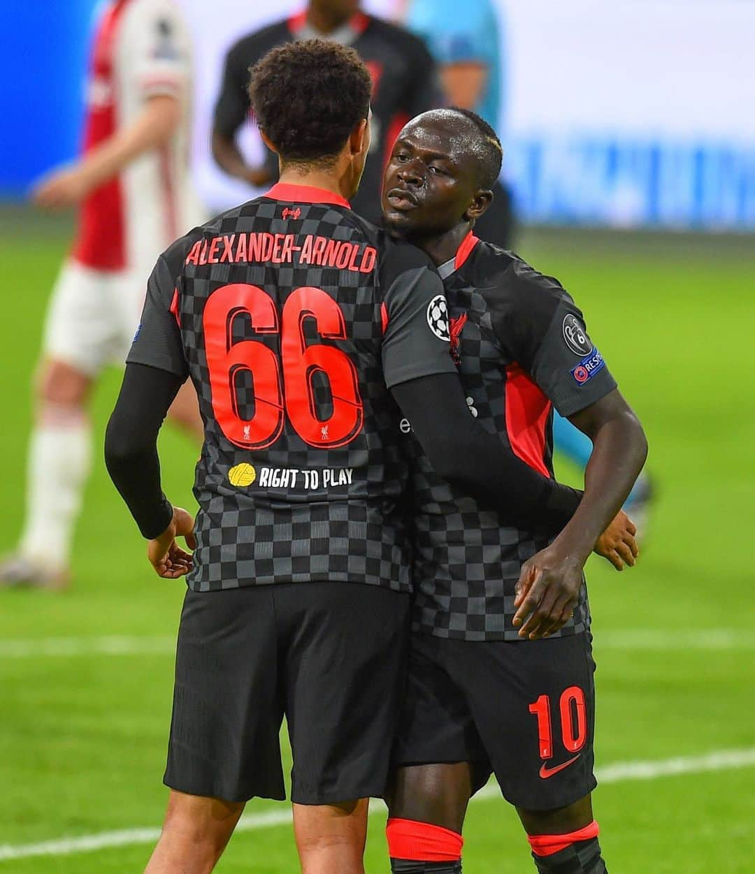 UEFAチャンピオンズリーグさんのインスタグラム写真 - (UEFAチャンピオンズリーグInstagram)「🔴 Liverpool open with a 1-0 win in Amsterdam. Where will they finish in Group D? 🤔   #UCL」10月22日 7時39分 - championsleague