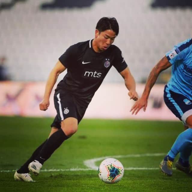 浅野拓磨のインスタグラム：「To quarter final.⚽️⚪️⚫️  #xghosted  #adidas」