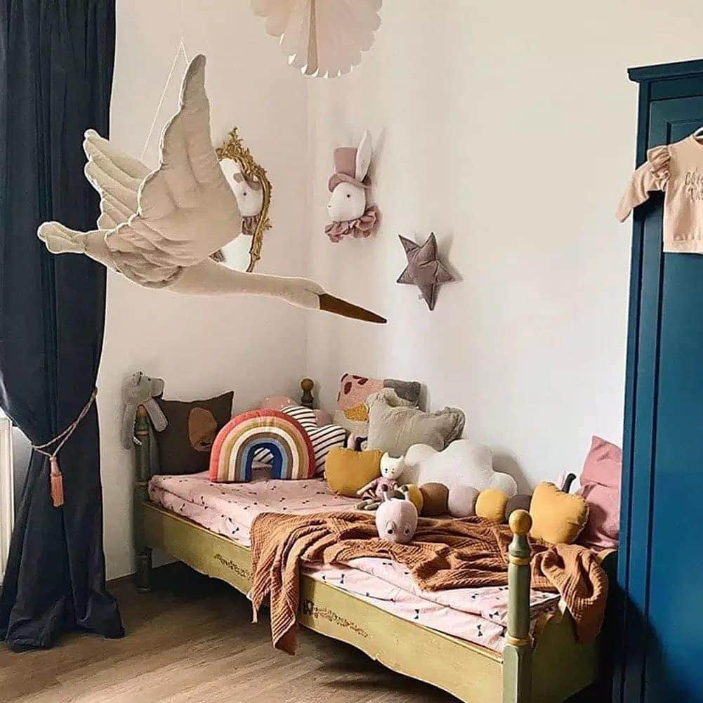 Insta Outfit Storeさんのインスタグラム写真 - (Insta Outfit StoreInstagram)「@fredandmaggie ❤️ 🦢NEW! Flying Swan Pendant 🦢 £19.99 • Our Flying Swan Pendant is a stunning addition to any nursery or child’s room. Made from premium material and complete with hanging strings, it can be easily hung from the ceiling, curtain poles etc.   Made from Cotton, Linen, Polyester.  Size: 55cm x 50cm/21.65" x 19.67"  Shop Now! Link in story 🔗 . . ⁣. #babyclothes #baby #babygirl #babyfashion #babyboy #kidsfashion #kids #handmade #babyshower #babystyle #newborn #kidsclothes #babyshop #shopsmall #babyboutique #babiesofinstagram #babylove #babies #babymodel #babyclothing #fashion #love #cute #kidswear #cutebaby #babygift #babywear #toddlerfashion #momlife #bhfyp」10月21日 23時45分 - instaoutfitstore