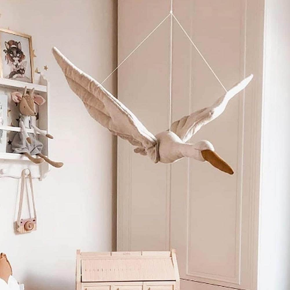 Insta Outfit Storeさんのインスタグラム写真 - (Insta Outfit StoreInstagram)「@fredandmaggie ❤️ 🦢NEW! Flying Swan Pendant 🦢 £19.99 • Our Flying Swan Pendant is a stunning addition to any nursery or child’s room. Made from premium material and complete with hanging strings, it can be easily hung from the ceiling, curtain poles etc.   Made from Cotton, Linen, Polyester.  Size: 55cm x 50cm/21.65" x 19.67"  Shop Now! Link in story 🔗 . . ⁣. #babyclothes #baby #babygirl #babyfashion #babyboy #kidsfashion #kids #handmade #babyshower #babystyle #newborn #kidsclothes #babyshop #shopsmall #babyboutique #babiesofinstagram #babylove #babies #babymodel #babyclothing #fashion #love #cute #kidswear #cutebaby #babygift #babywear #toddlerfashion #momlife #bhfyp」10月21日 23時45分 - instaoutfitstore