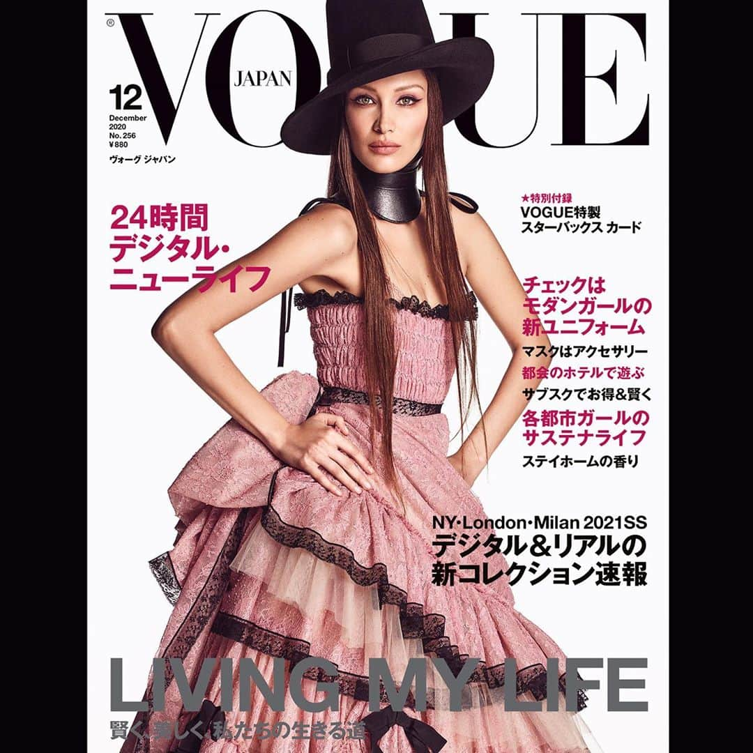 ルイージ&イアンゴさんのインスタグラム写真 - (ルイージ&イアンゴInstagram)「Our beautiful Bella 🦋 @bellahadid for @voguejapan @luigiandiango @luigimurenu @annadellorusso @georgisandev  @2bmanagement #decemberissue」10月22日 0時09分 - luigiandiango