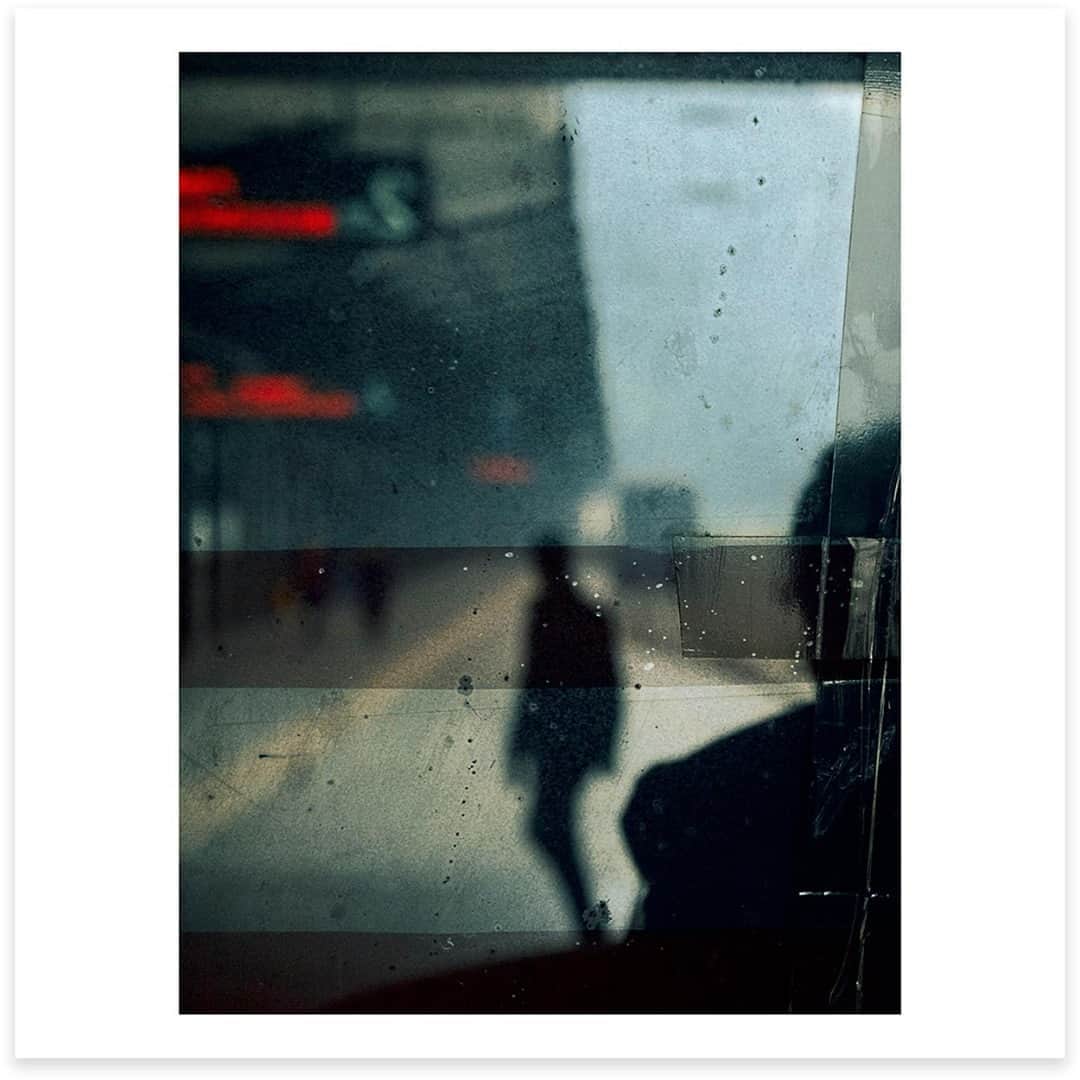 Magnum Photosさんのインスタグラム写真 - (Magnum PhotosInstagram)「"I chose this photograph because it lives in both the worlds of fact and of fiction. This moment is indeed something I observed. It is, in that sense, factual. But it doesn’t tell you much of anything about that moment. Maybe you feel something when looking at it, and imagine your own story about what you see. You might even correctly guess some of the details. But in the end, that story is a fiction." ⁠ ⁠ – Christopher Anderson⁠ .⁠ Works of Imagination, the October Magnum Square Print Sale in partnership with @aperturefnd is now live on the Magnum Shop, for one week only.⁠ .⁠ Build your photography collection with this unique opportunity to purchase signed or estate-stamped prints by over 100 of the world’s leading photographic artists for $100. ⁠ .⁠ Link in bio to shop the full selection.⁠ ⁠ .⁠ PHOTO: Train platform. Chongqing, China. 2018. ⁠ .⁠ © @christopherandersonphoto/#MagnumPhotos⁠ ⁠ #MAGNUMSQUARE #WorksofImagination #printsale」10月22日 0時03分 - magnumphotos