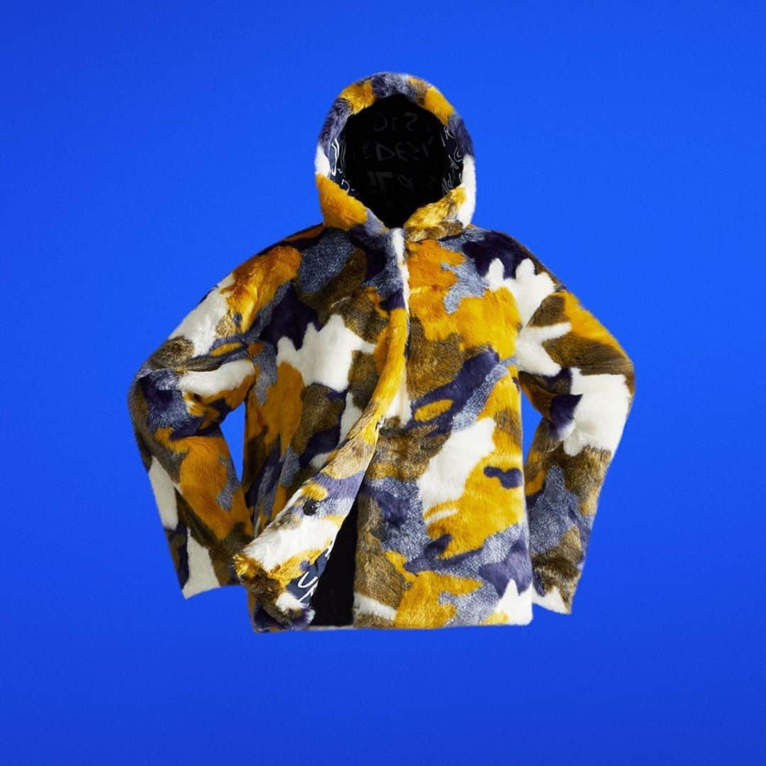 デシグアルのインスタグラム：「Touch me. Furrily urban camouflage. Huggable in oversize fit. Casual? I take being a teddy with lots of Warmth and with a lot of Fun. #laPuppetJacket」