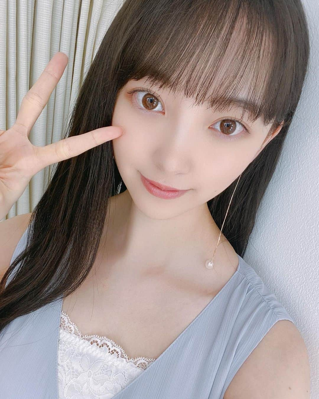 堀未央奈さんのインスタグラム写真 - (堀未央奈Instagram)「🧊  " ホットギミック ガールミーツボーイ　" のBlu-ray&dvdの特典映像の コメンタリーのときの☁️  妹役の桜田ひよりちゃんと わいわい話してます！ 是非見てくださいね〜  @hotgimmick_official   #乃木坂46 #堀未央奈 #ホットギミック」10月22日 0時21分 - horimiona_official