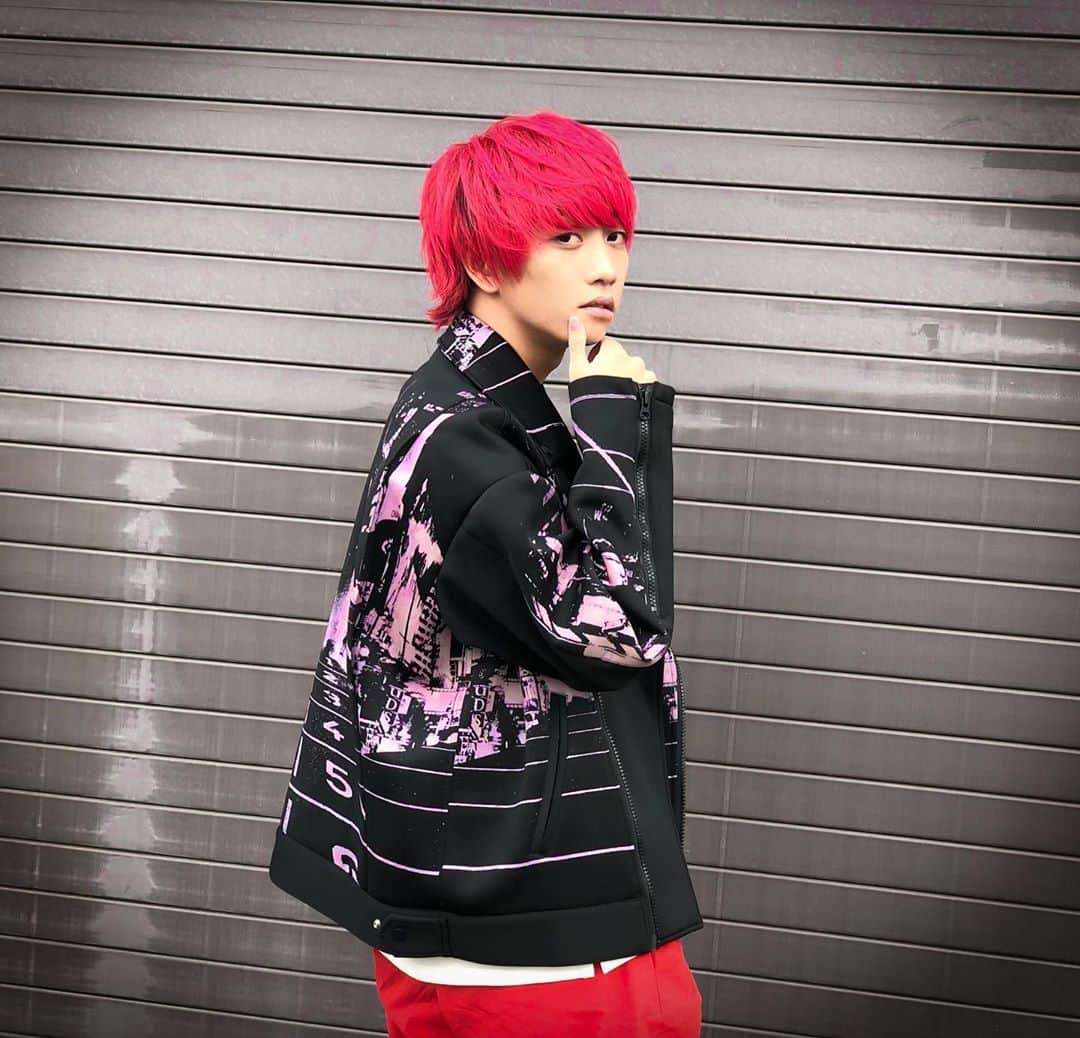 マイキさんのインスタグラム写真 - (マイキInstagram)「23歳になりました。  これからも宜しくお願いします！！！」10月22日 0時23分 - maikidrum